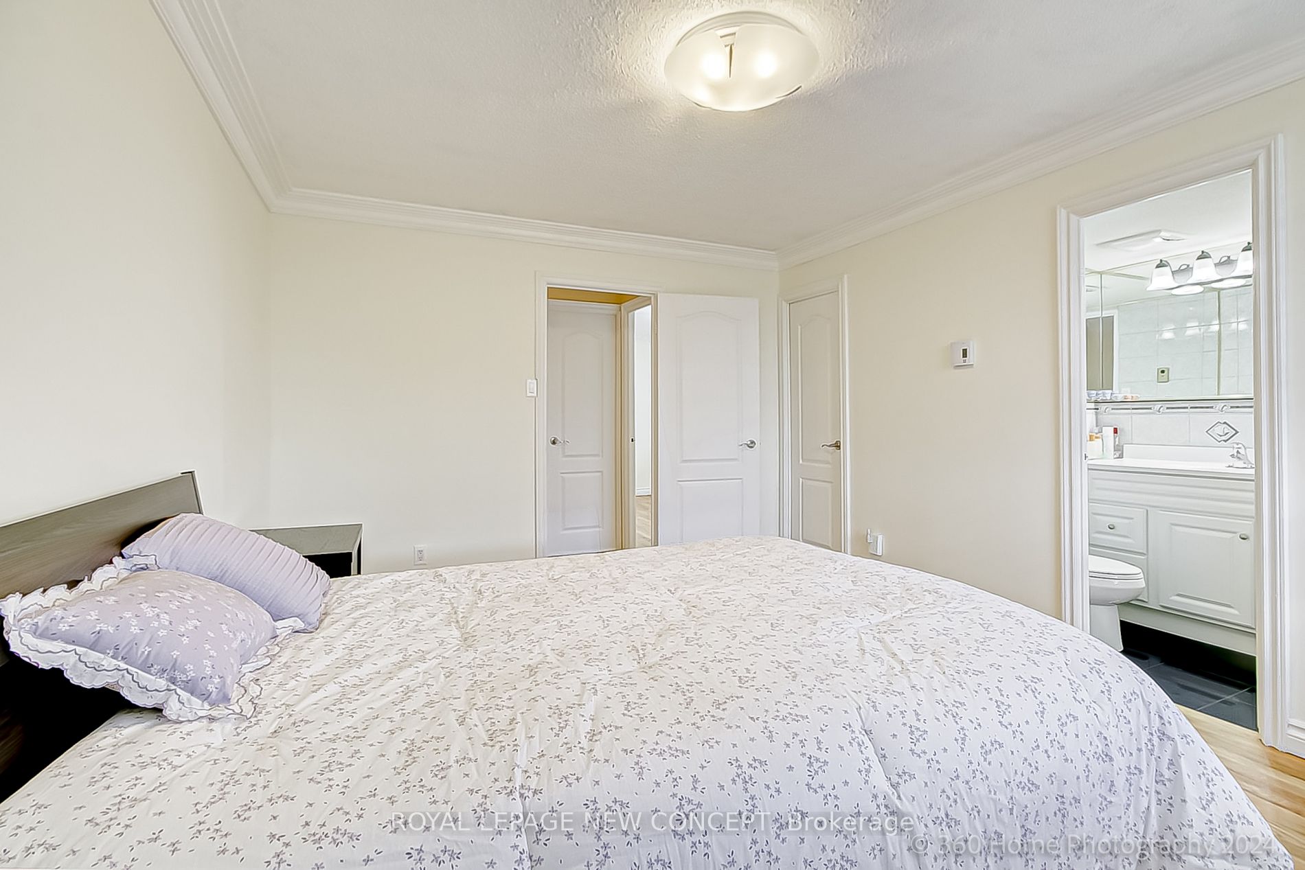 1 Royal Orchard Boulevard, #1002