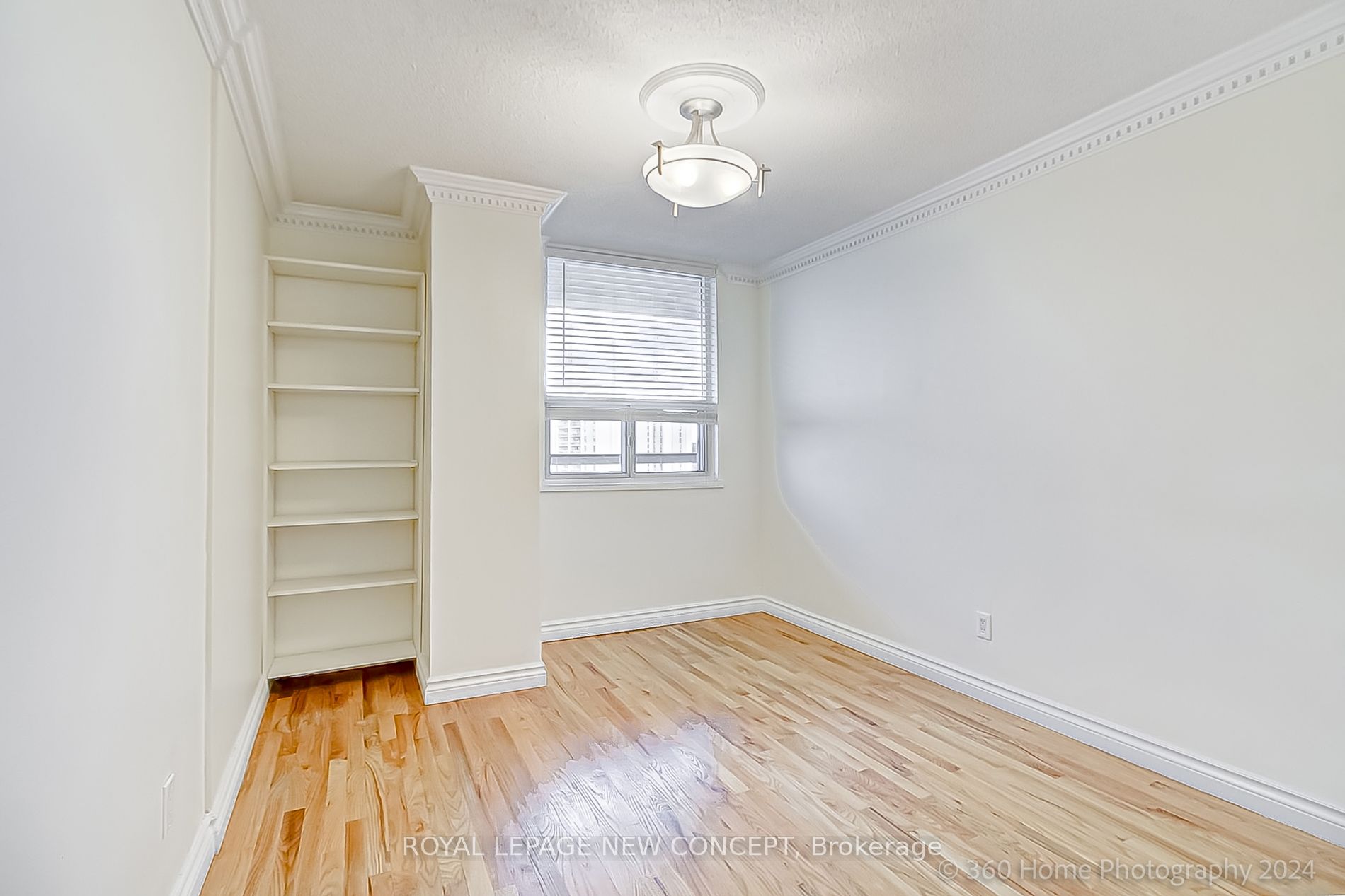 1 Royal Orchard Boulevard, #1002