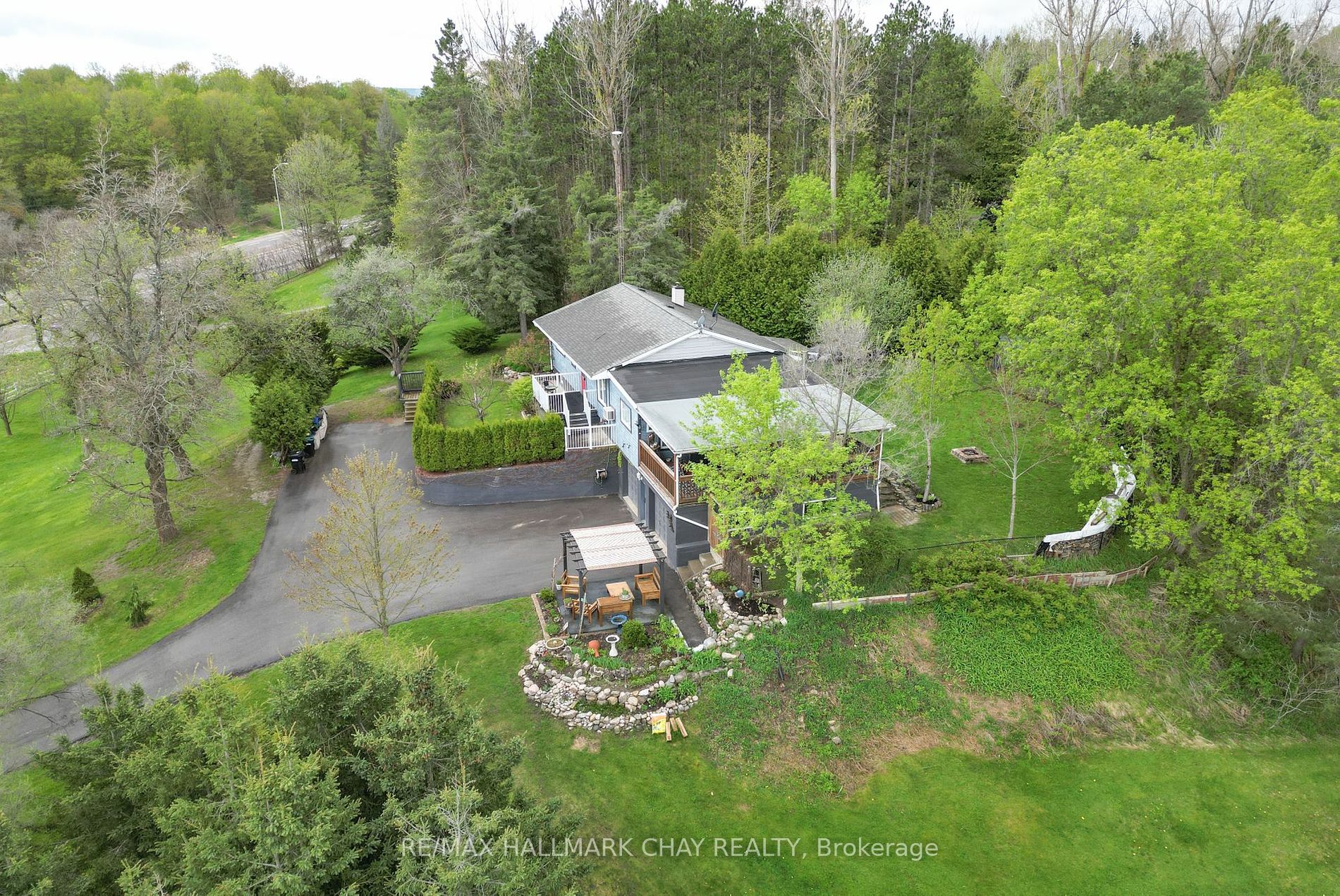 9476 Highway 9