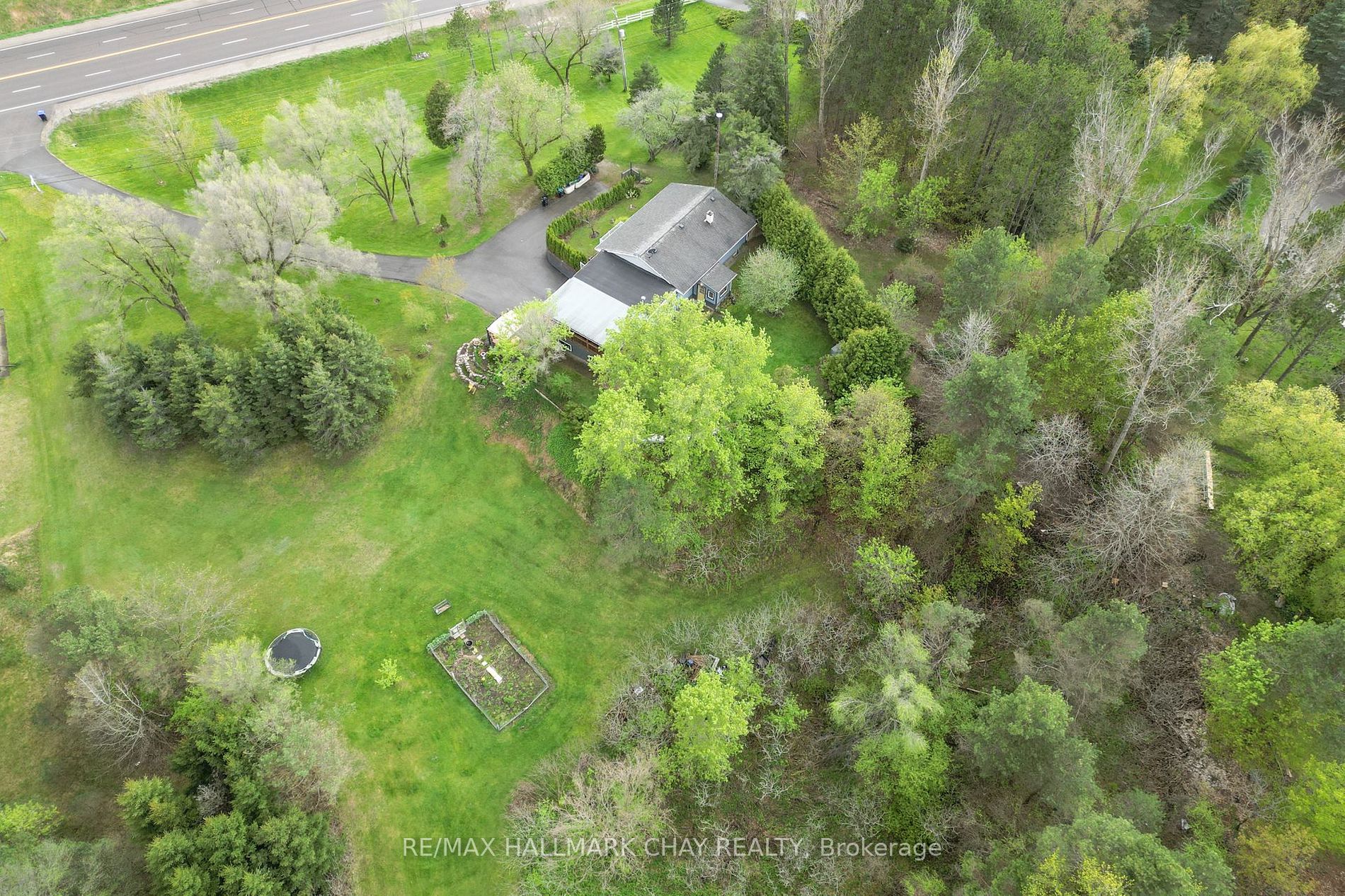 9476 Highway 9