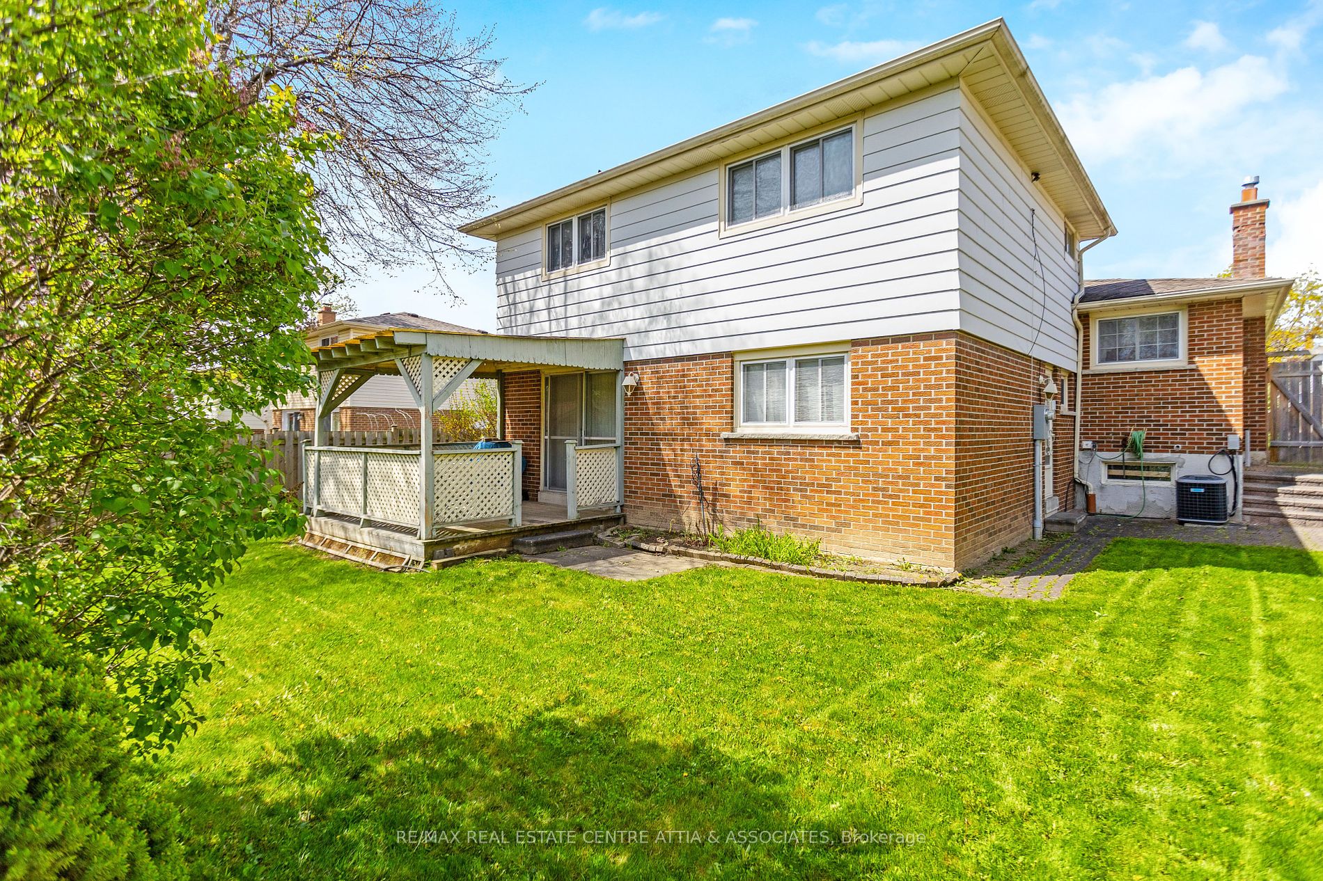 52 Shady Lane Crescent