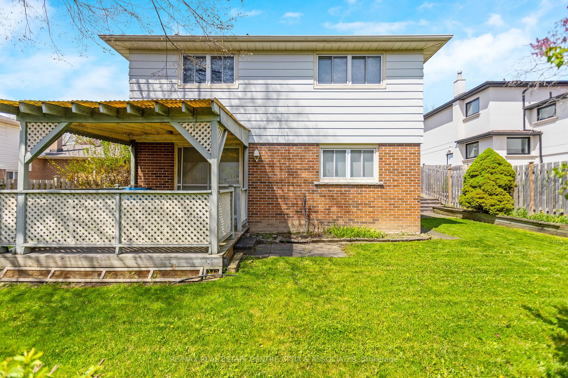 52 Shady Lane Crescent