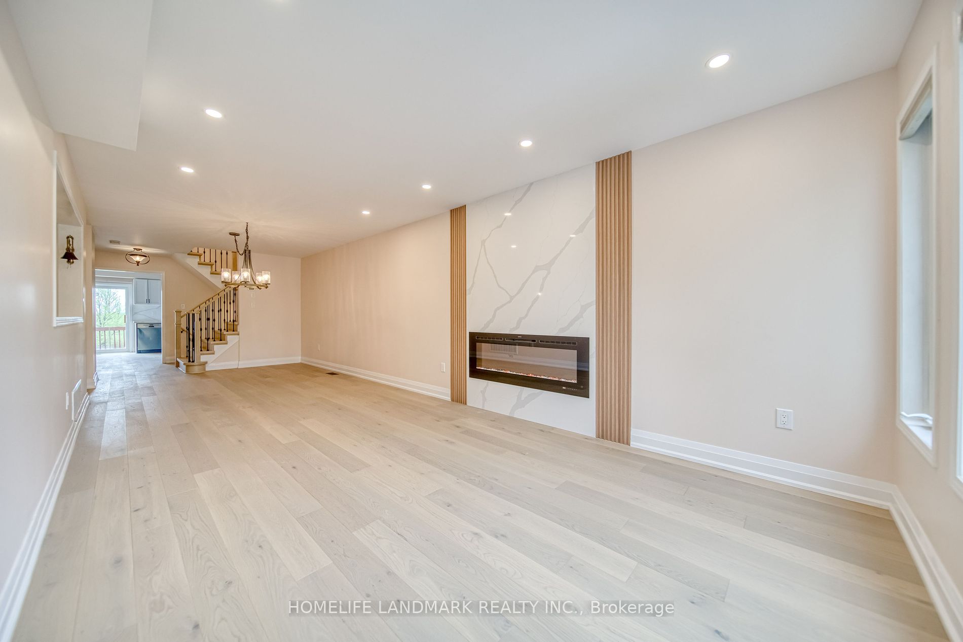 63 Sassafras Circ
