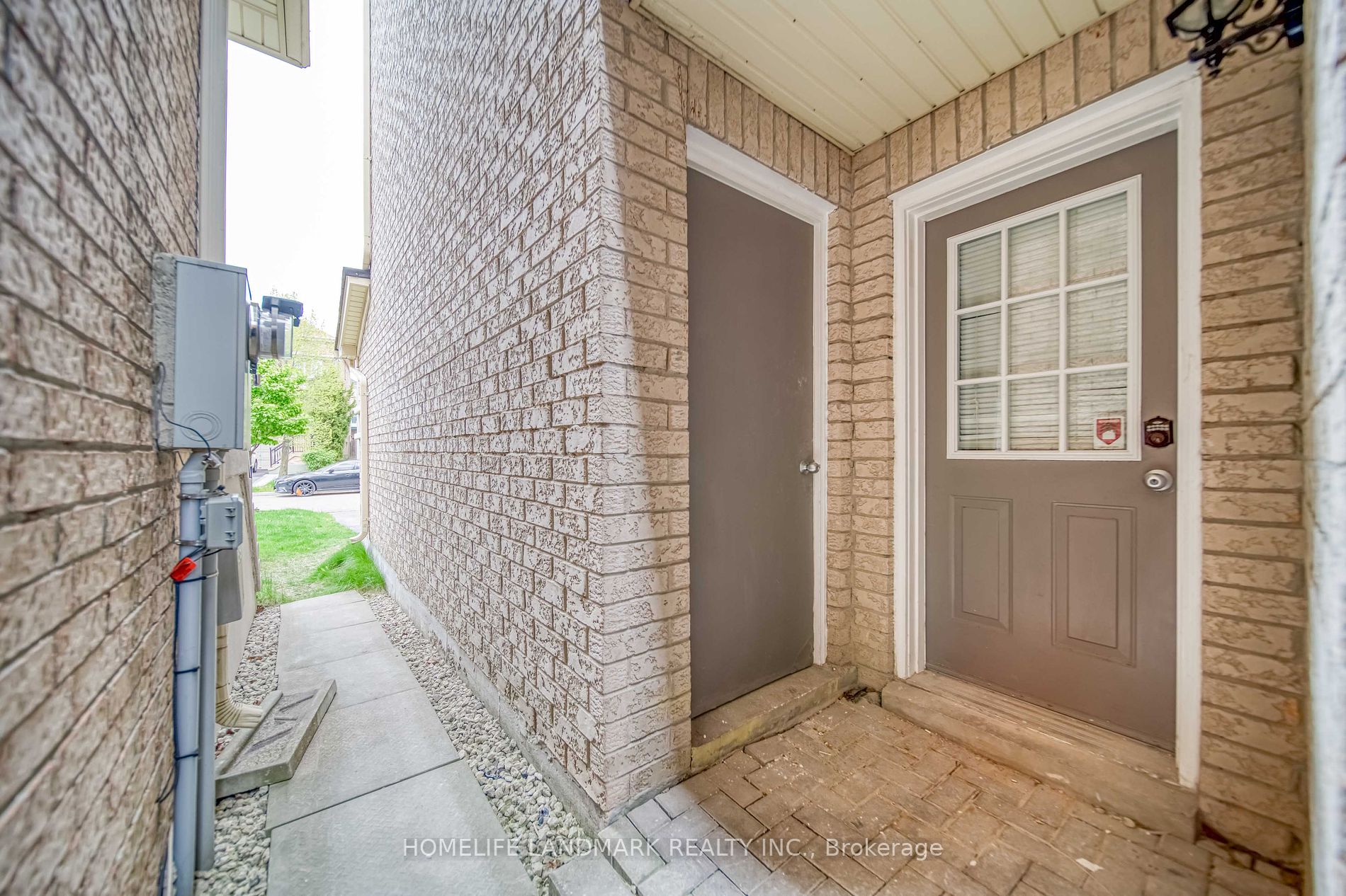 63 Sassafras Circ