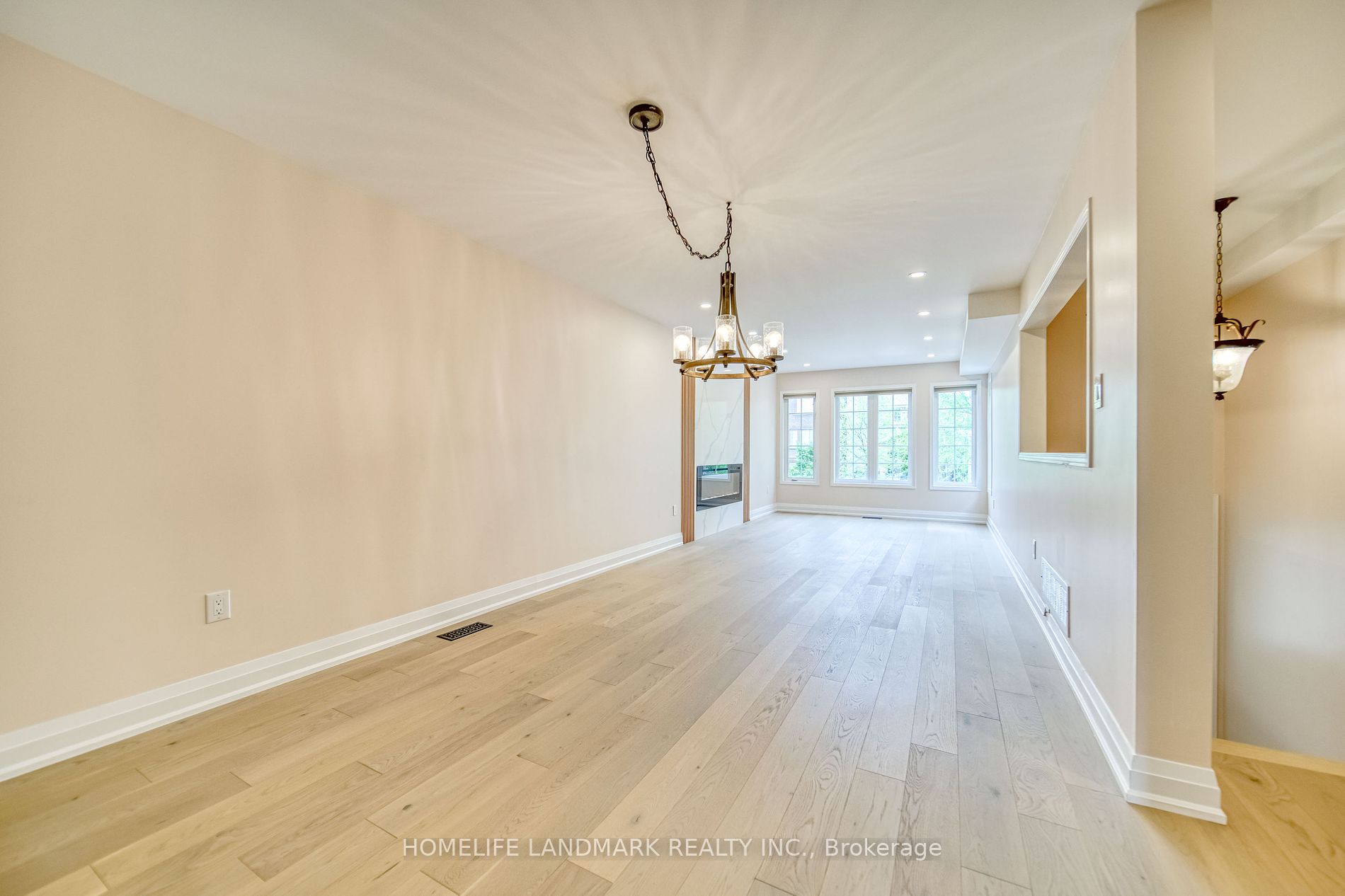 63 Sassafras Circ