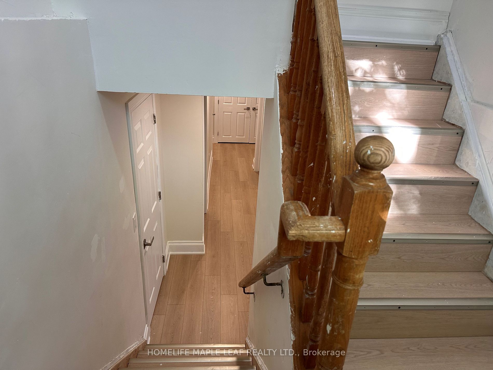 39 Dennis Dr, #1