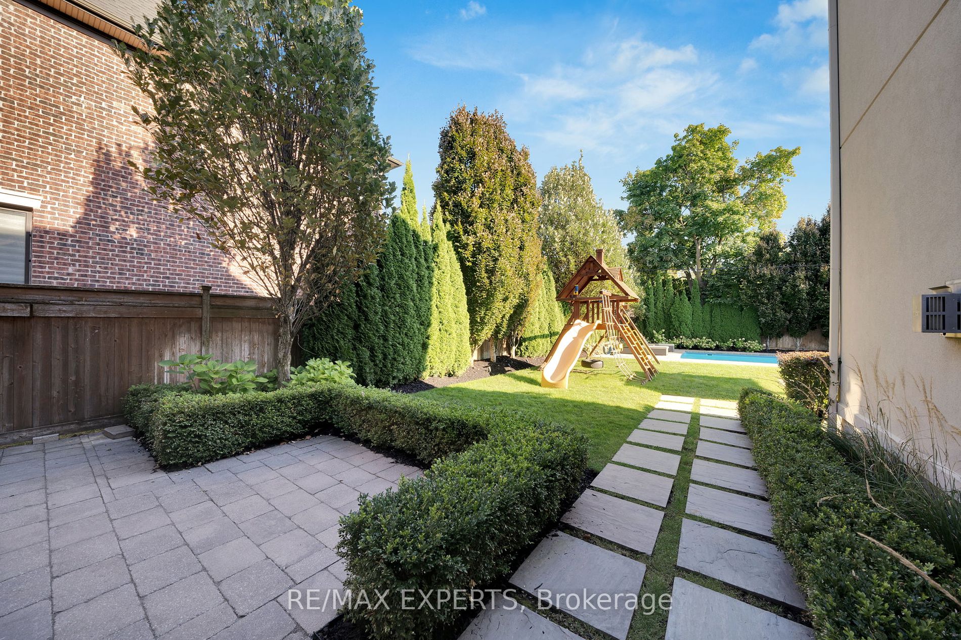 181 Kingslynn Drive