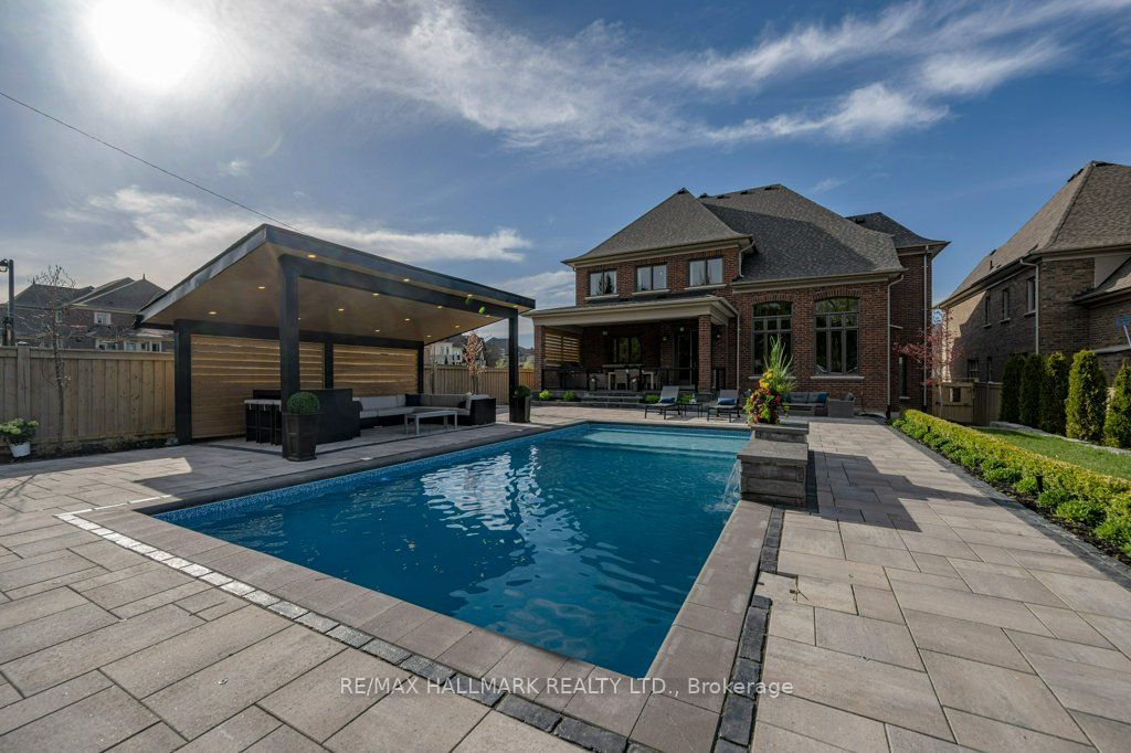 5 Hogan Court