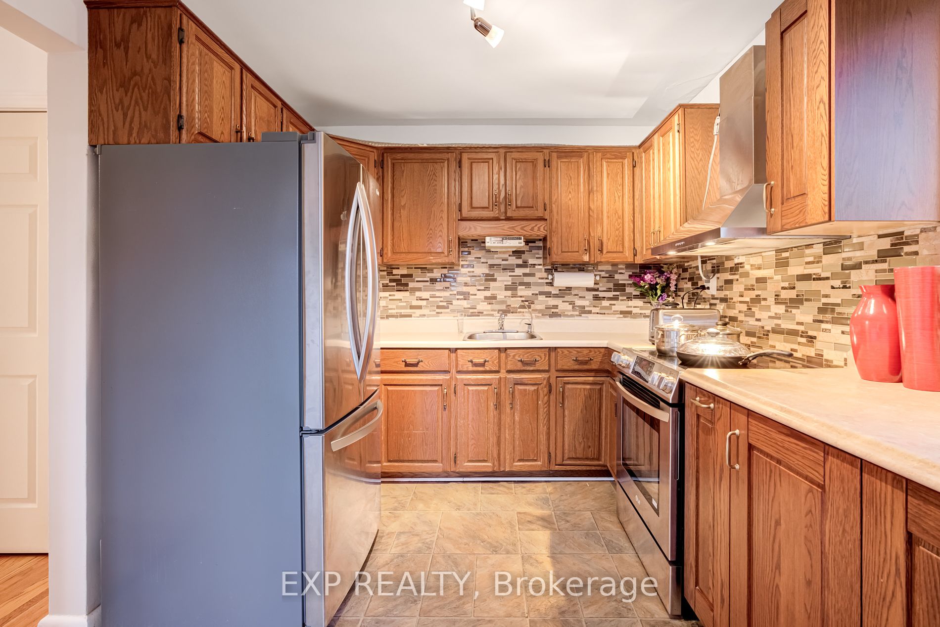 11 Webster Dr