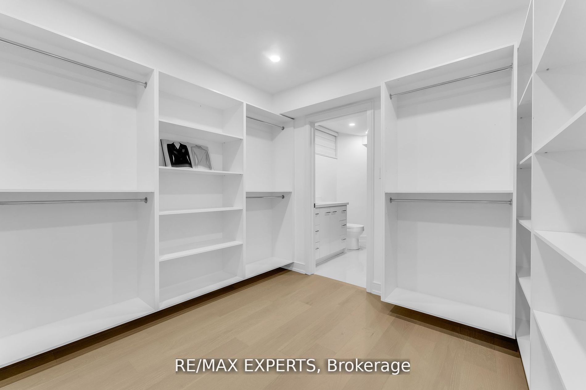 33 Fox Run Lane