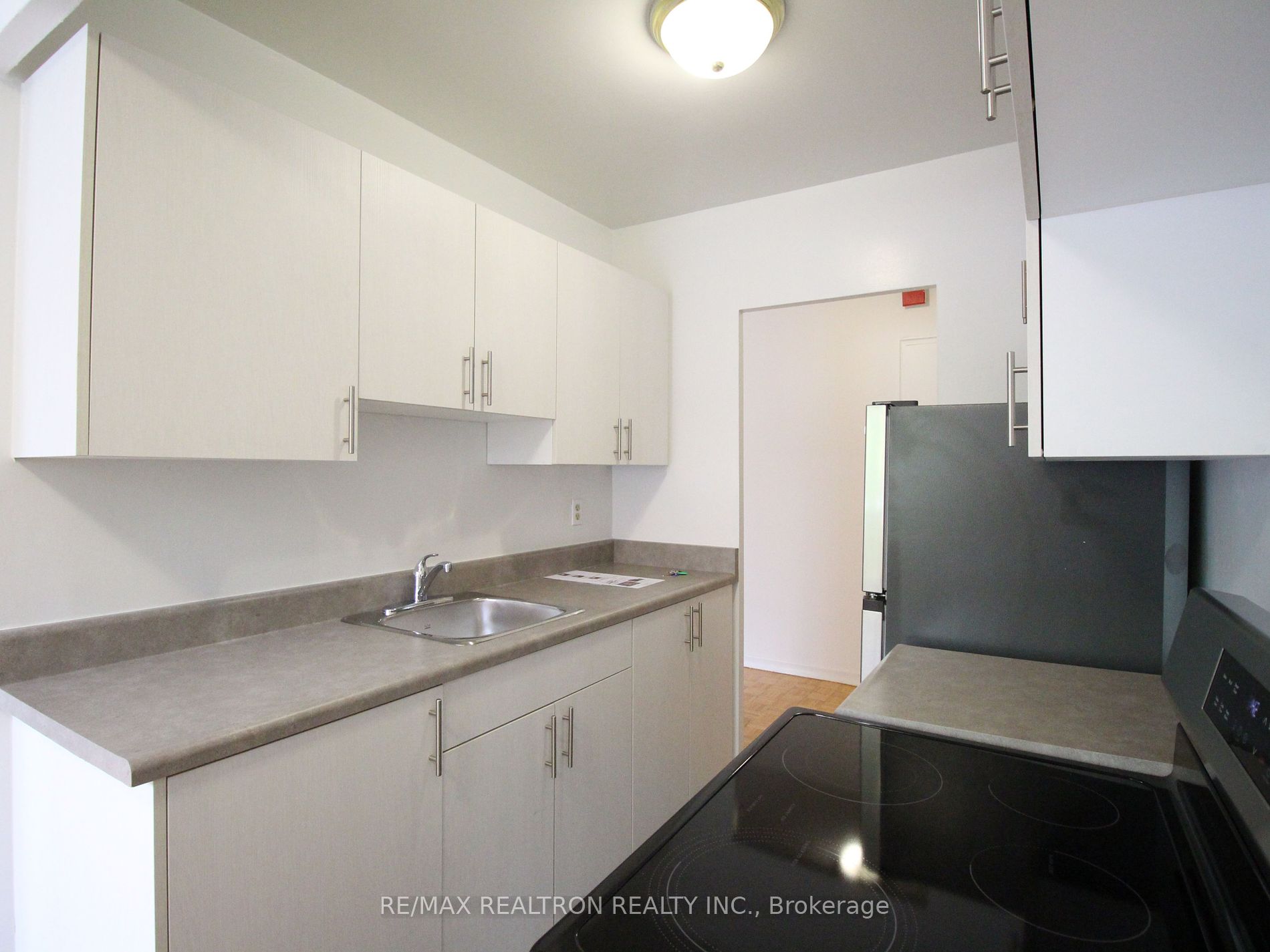 165 Colborne Avenue, #405