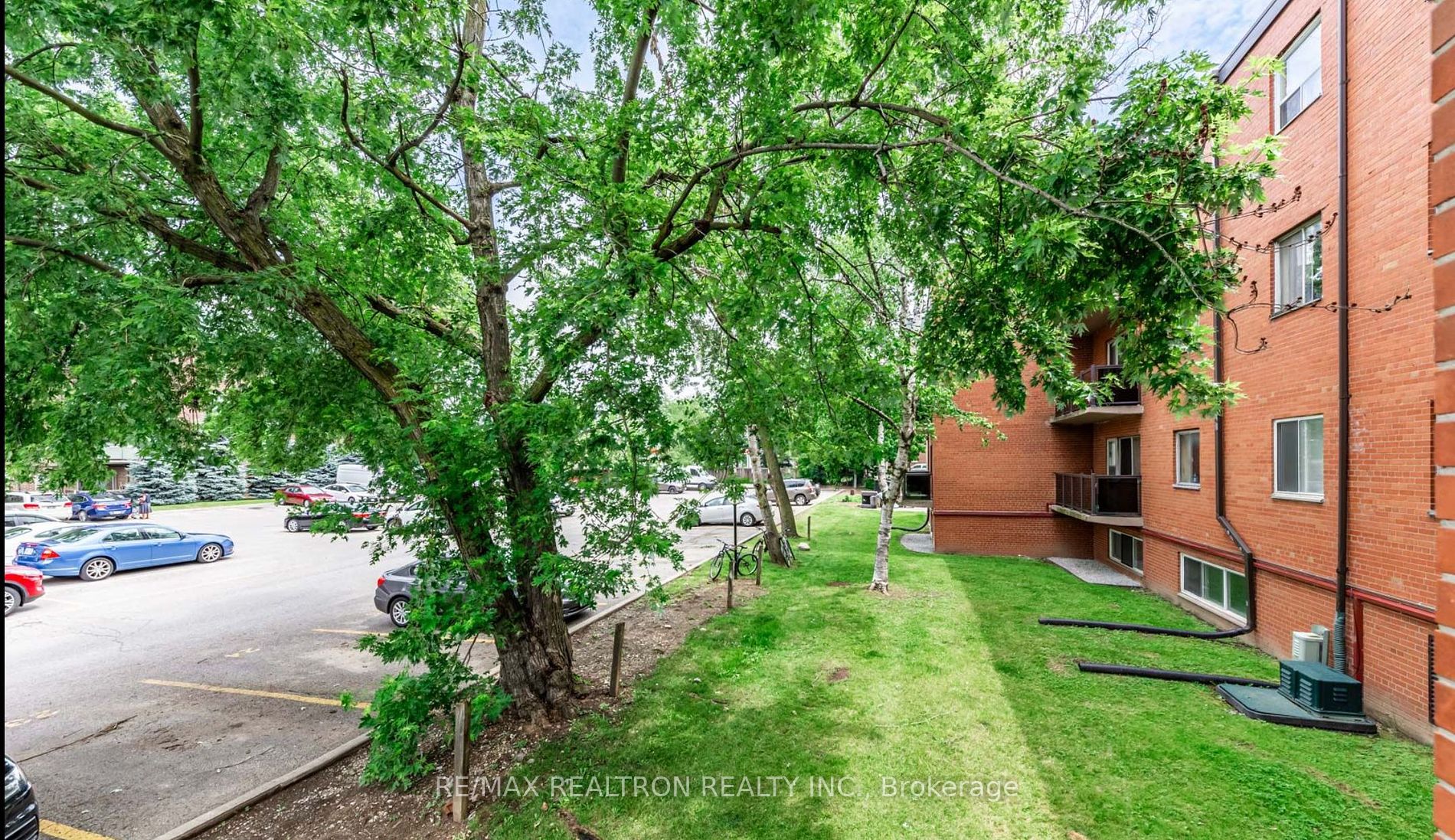 165 Colborne Avenue, #405