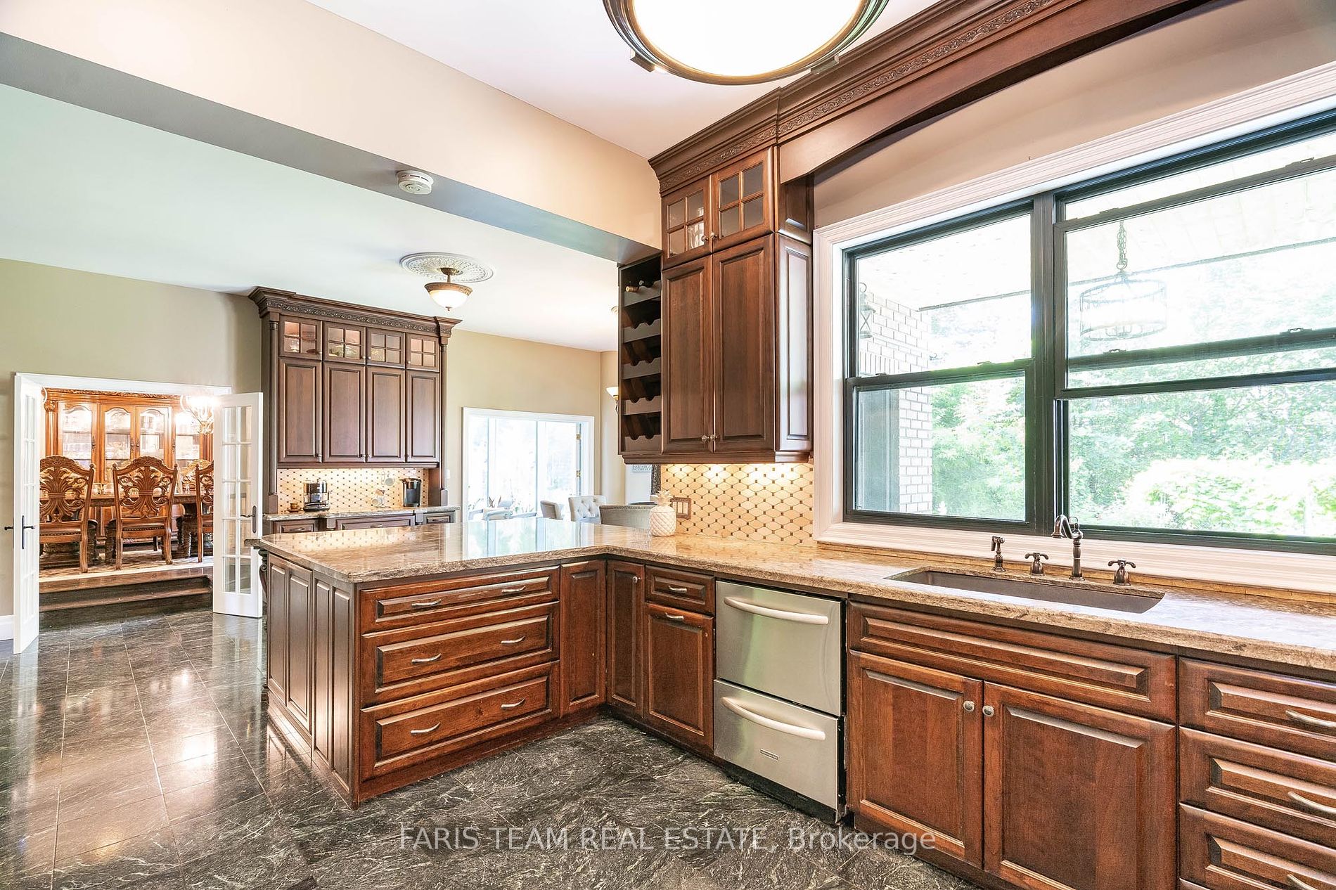 1826 Quantz Cres