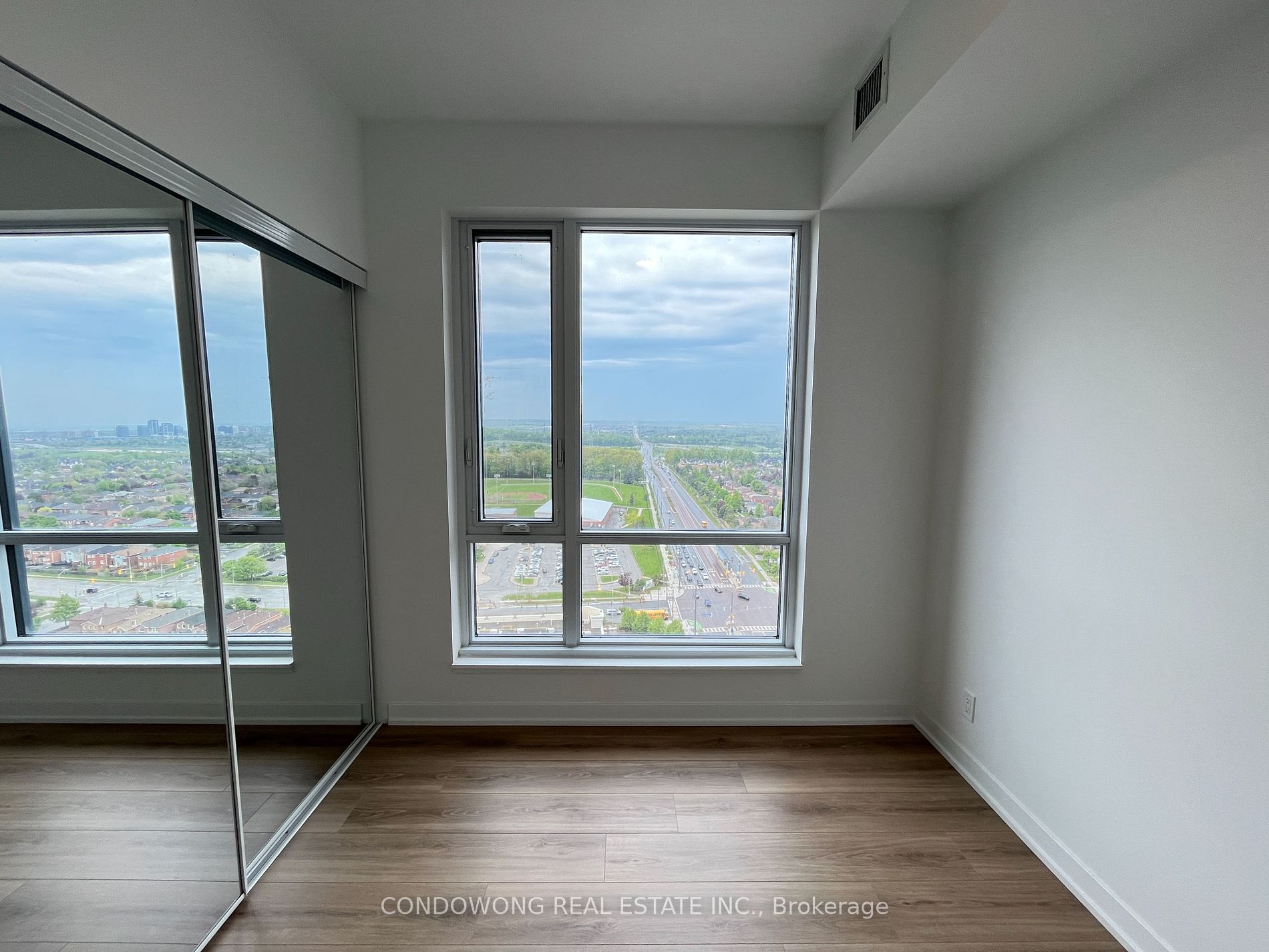 7950 Bathurst Street #2104