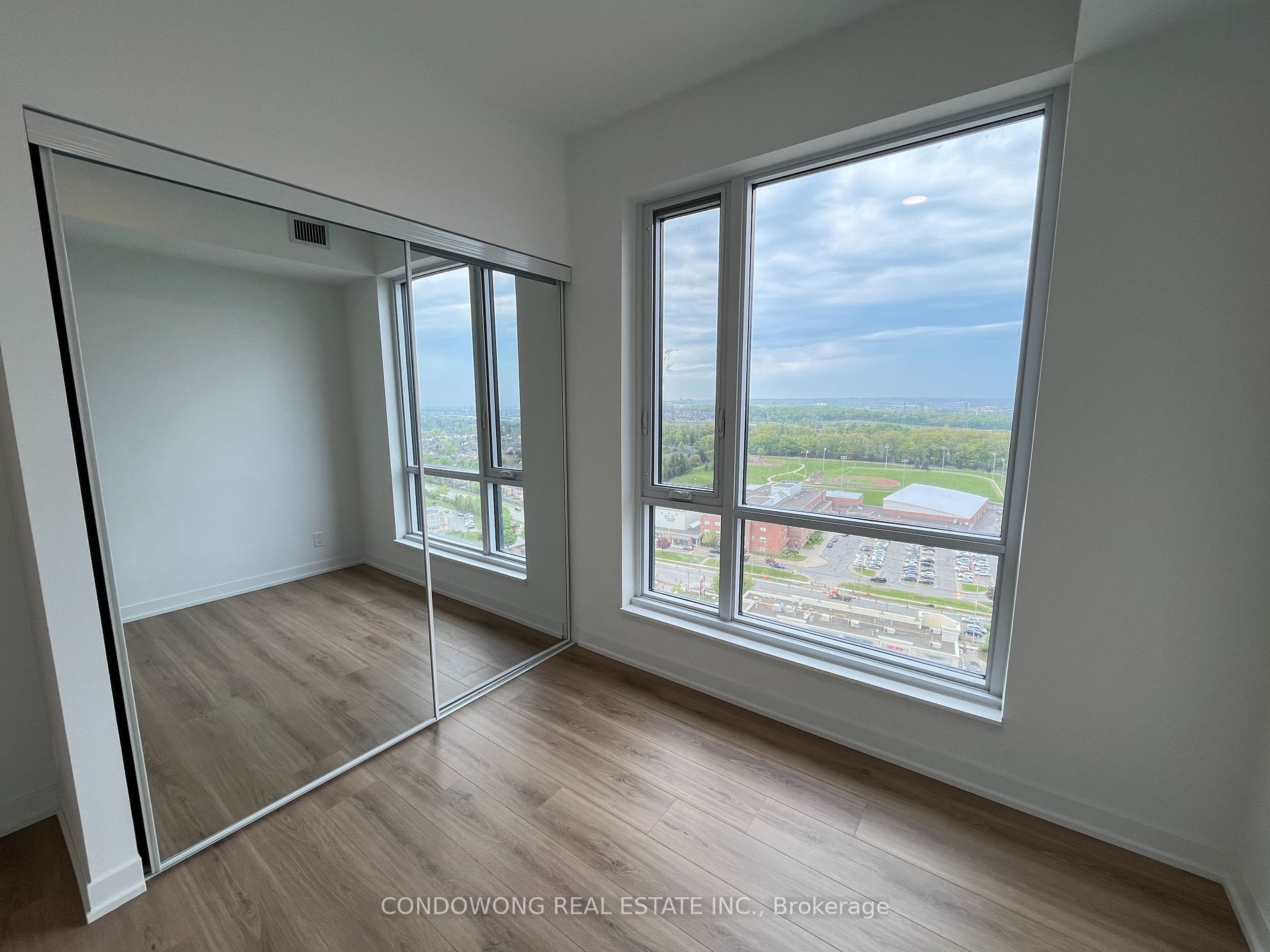 7950 Bathurst Street #2104