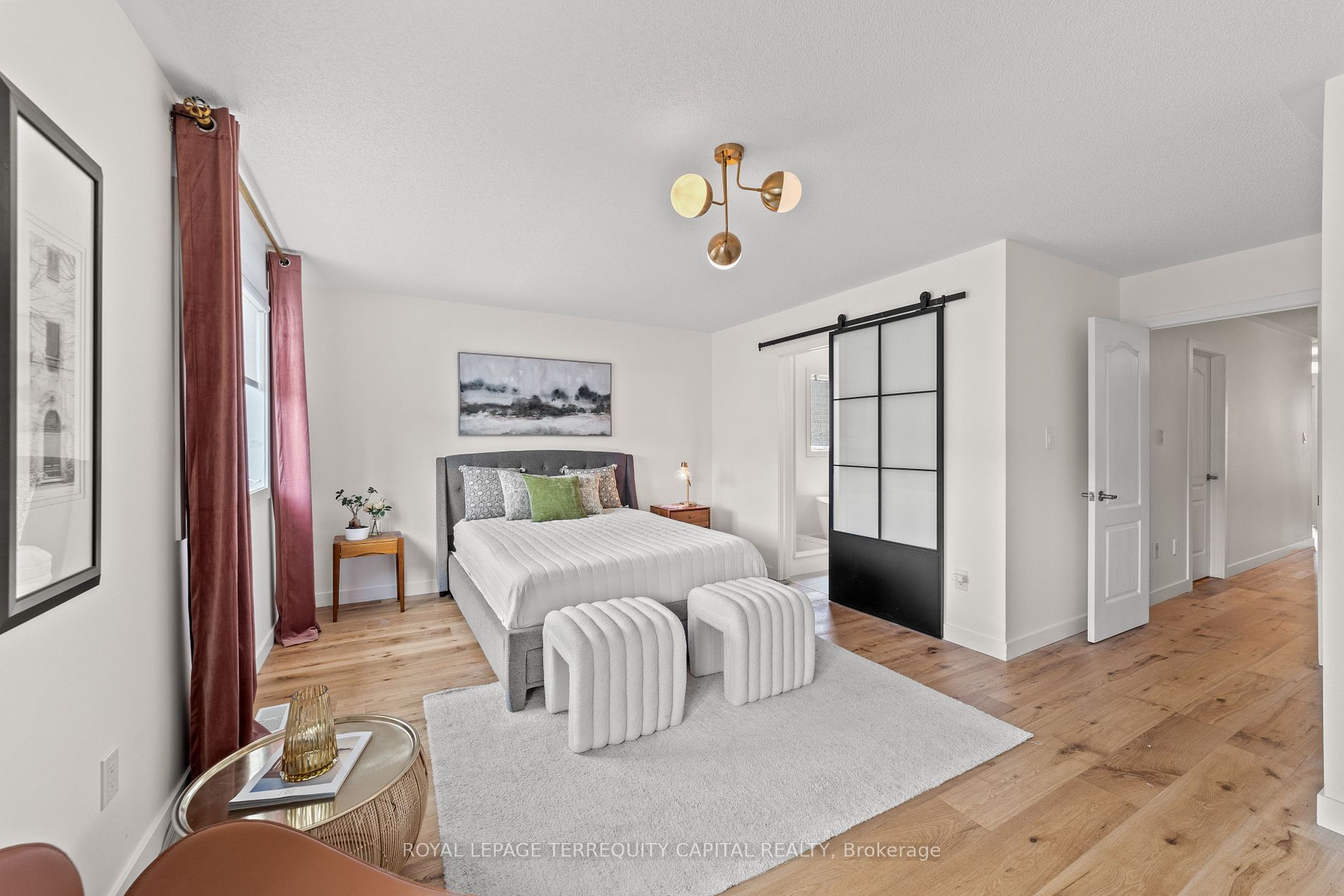 26 Manordale Crescent