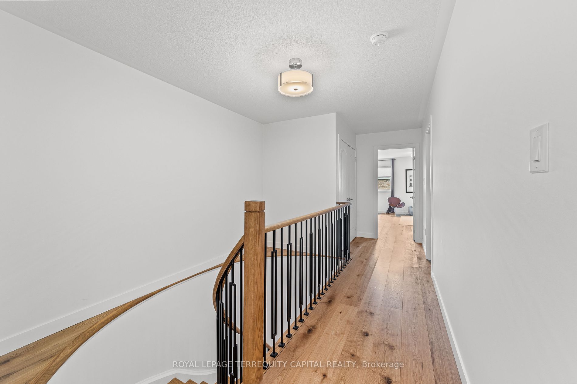 26 Manordale Crescent
