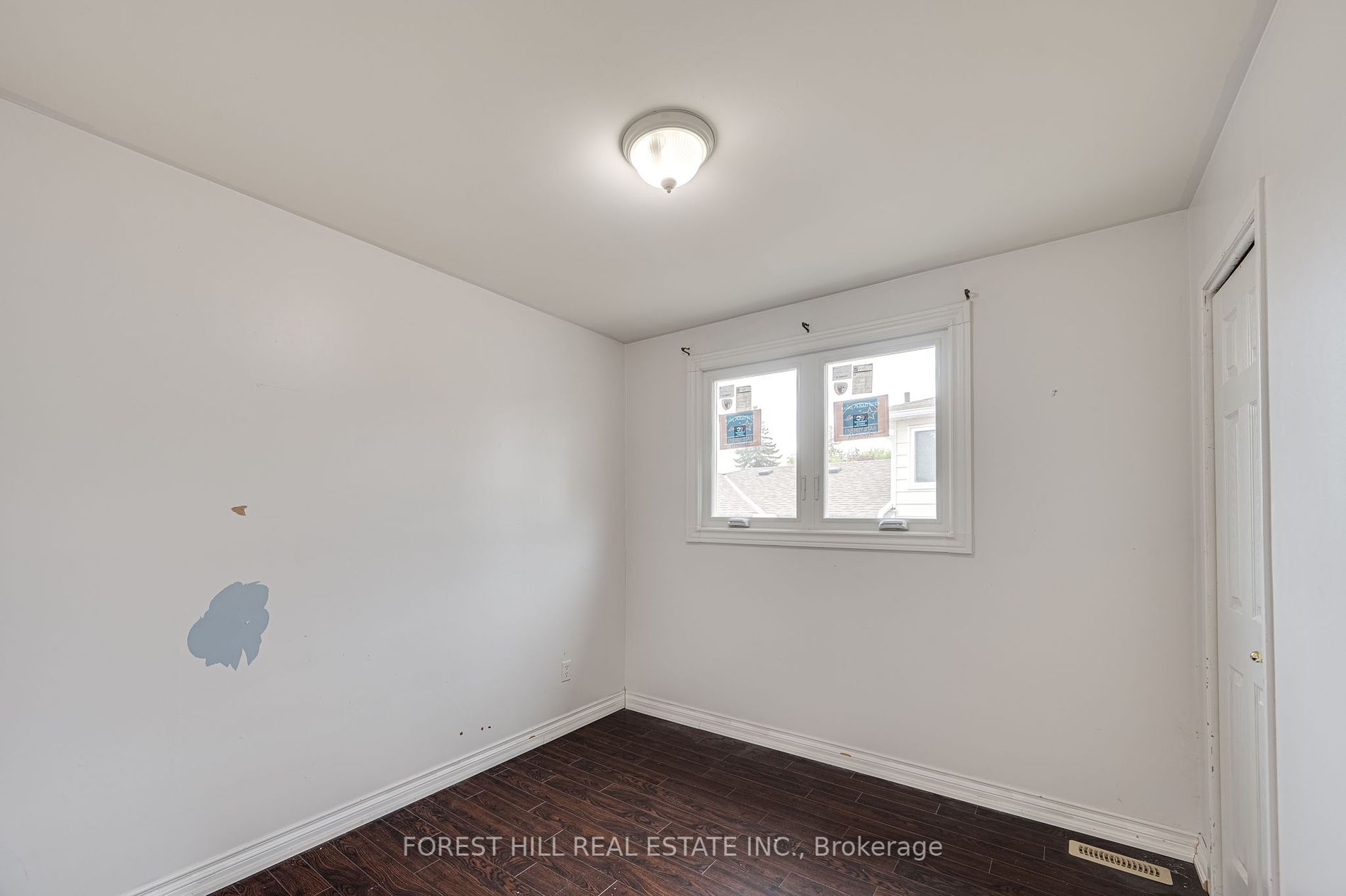 77 Lee Avenue