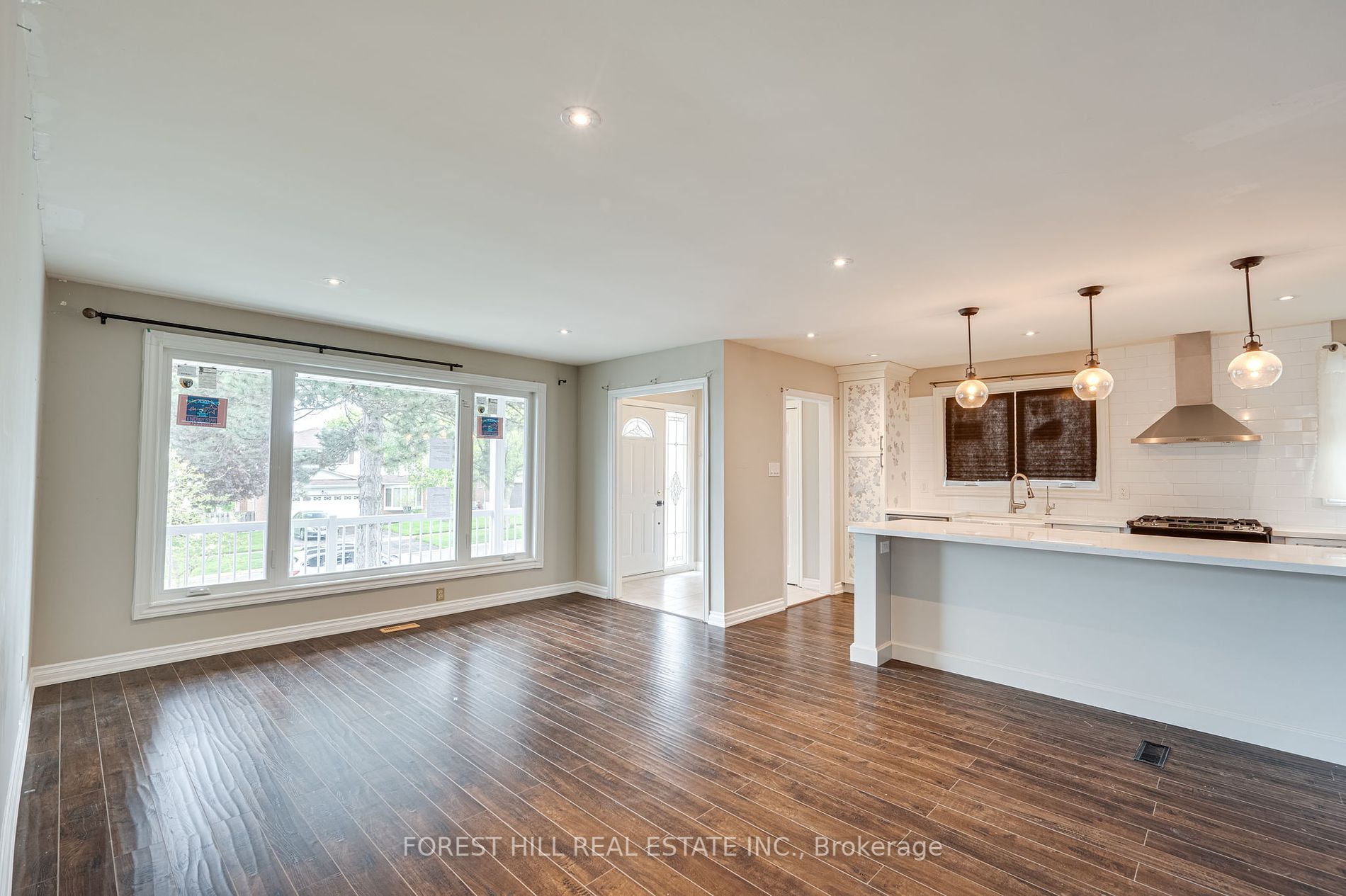 77 Lee Avenue