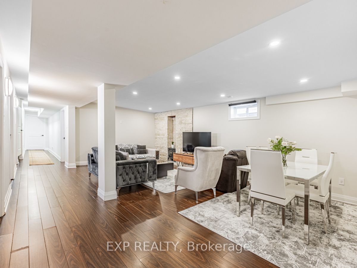 123 Carmen Crescent
