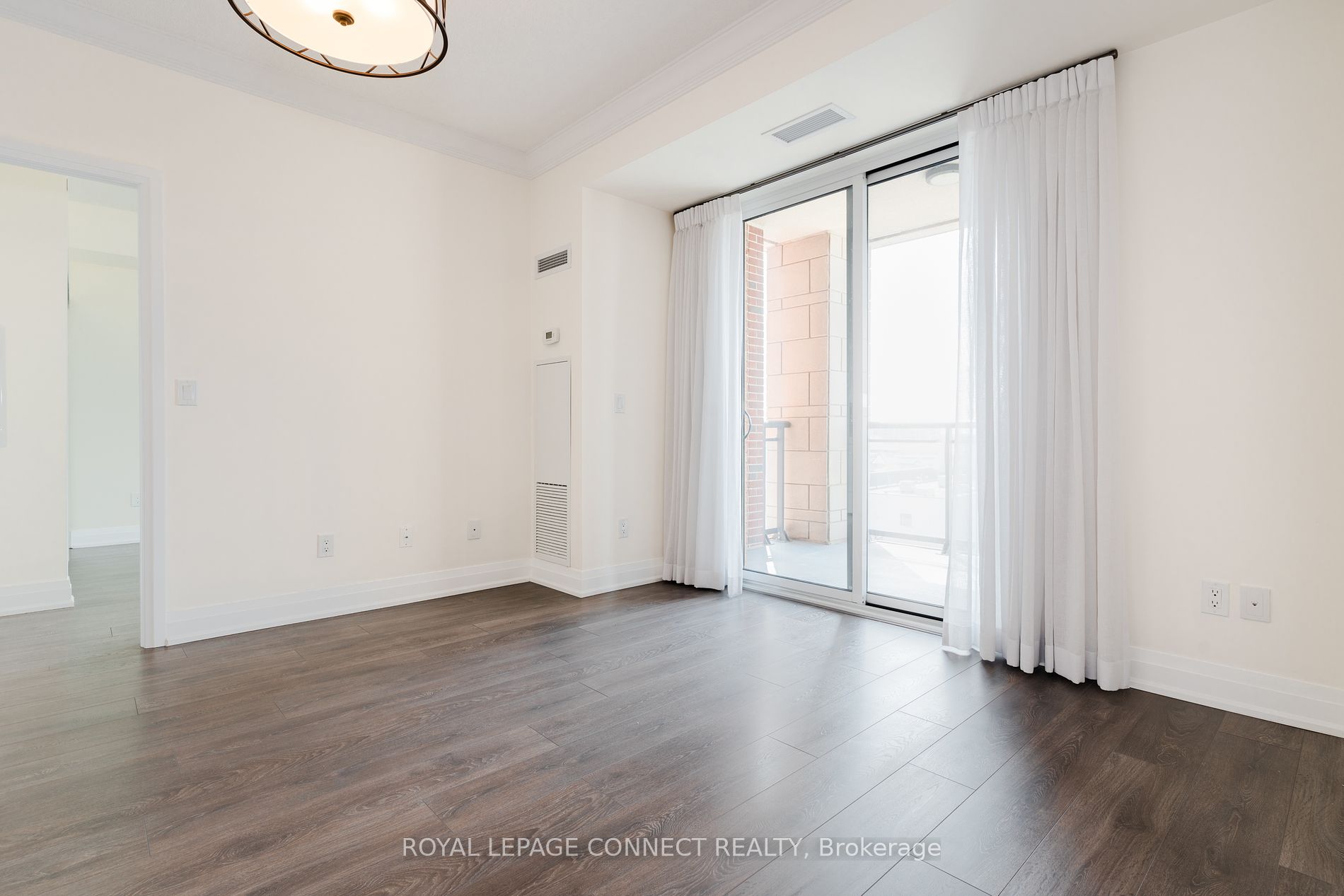 25 Baker Hill Boulevard, #521