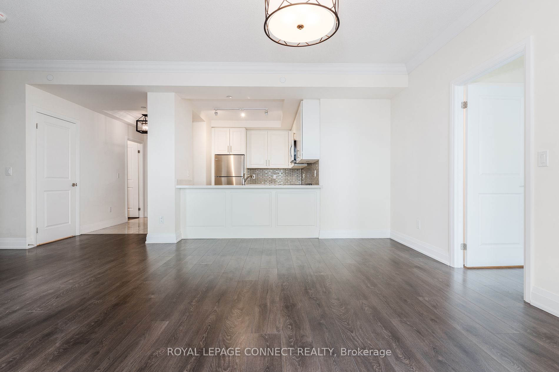 25 Baker Hill Boulevard, #521