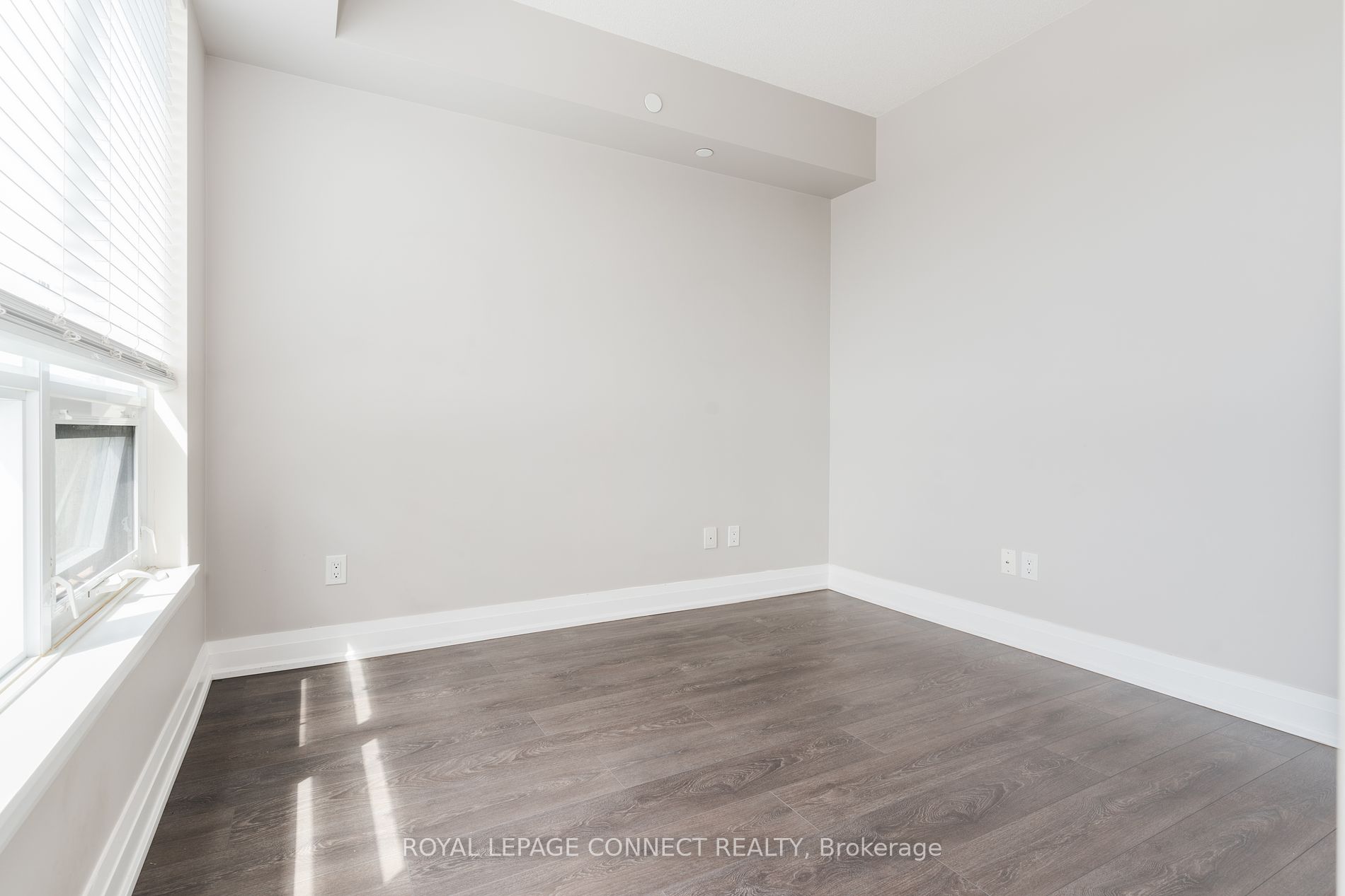 25 Baker Hill Boulevard, #521