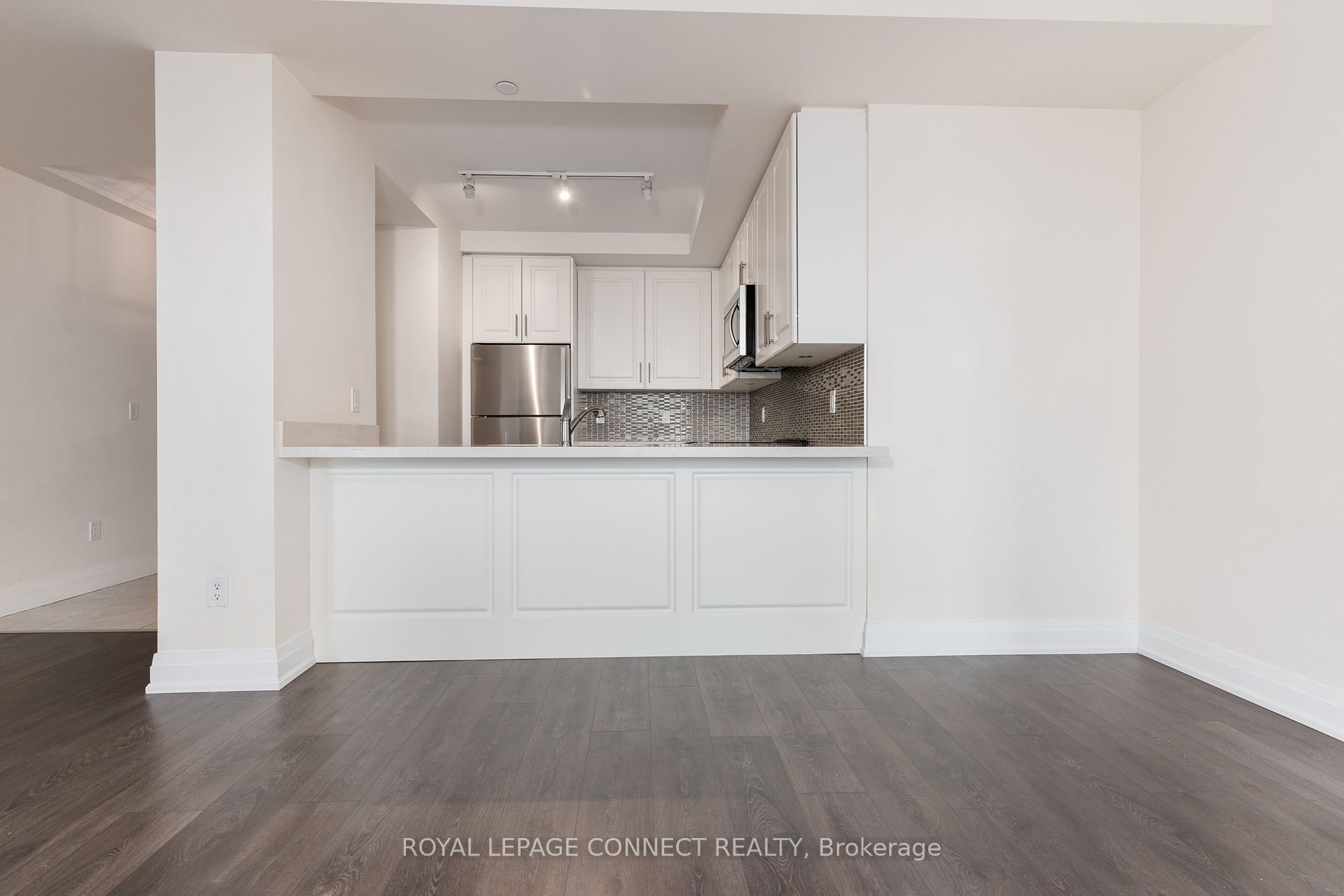 25 Baker Hill Boulevard, #521