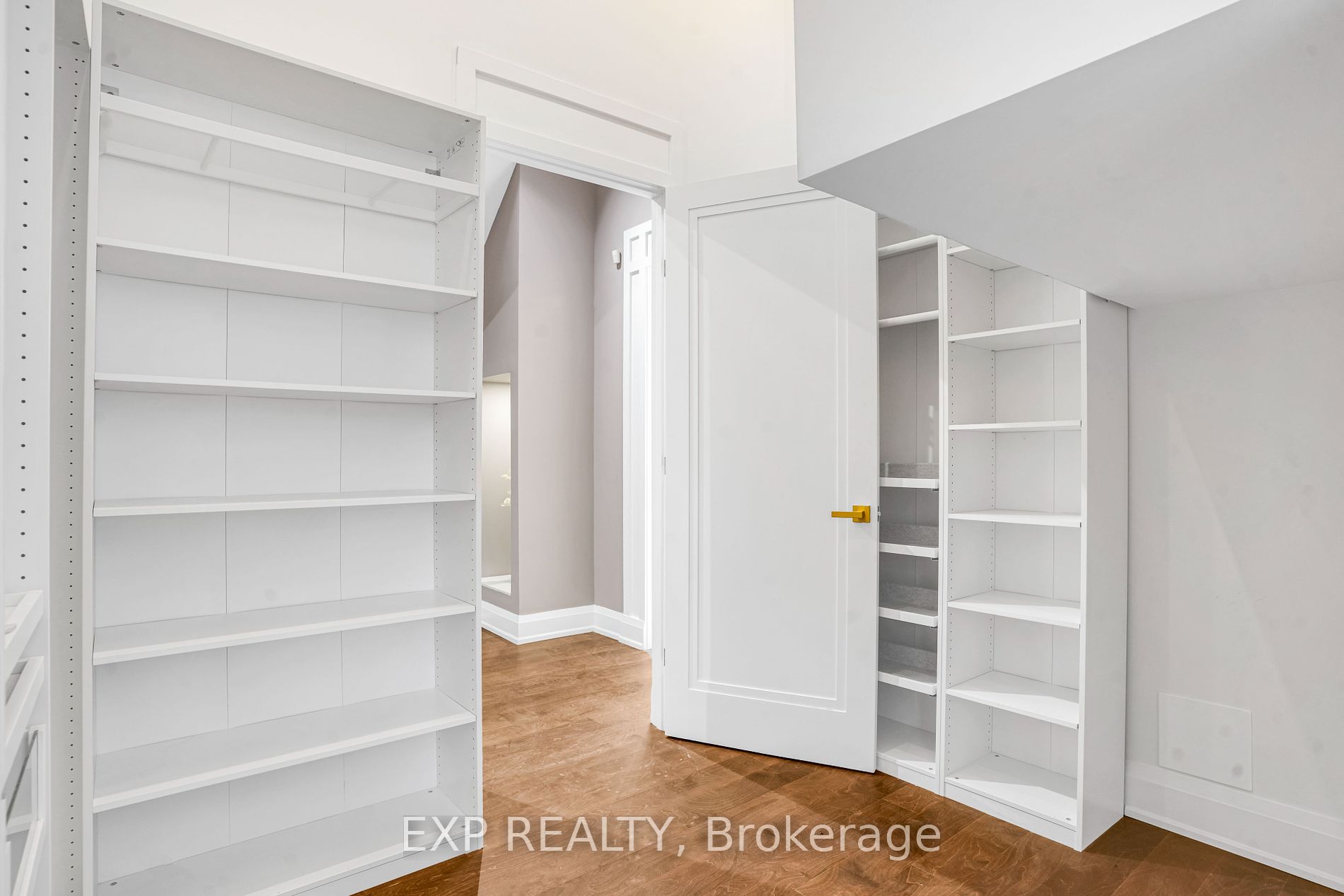 15 Glenview Heights Lane