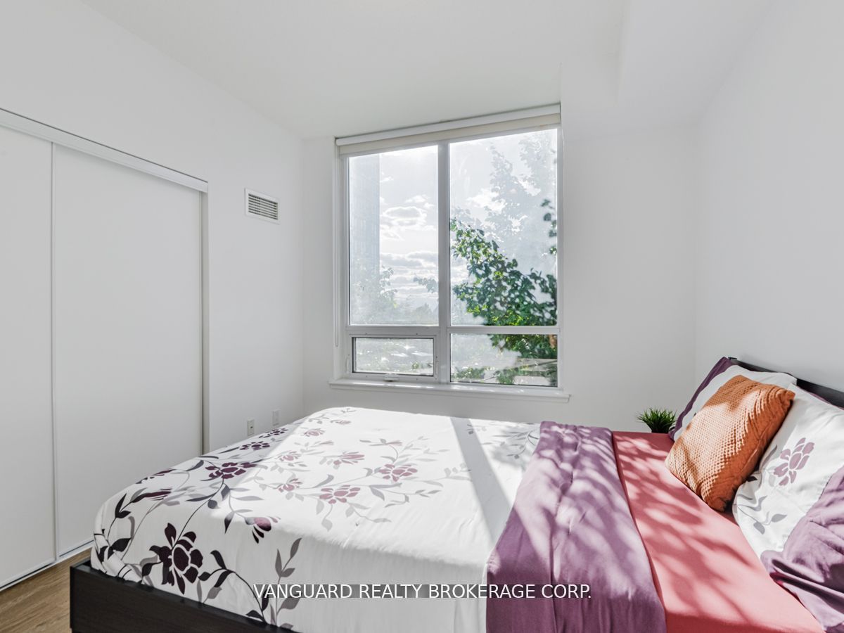 75 North Park Road, #208