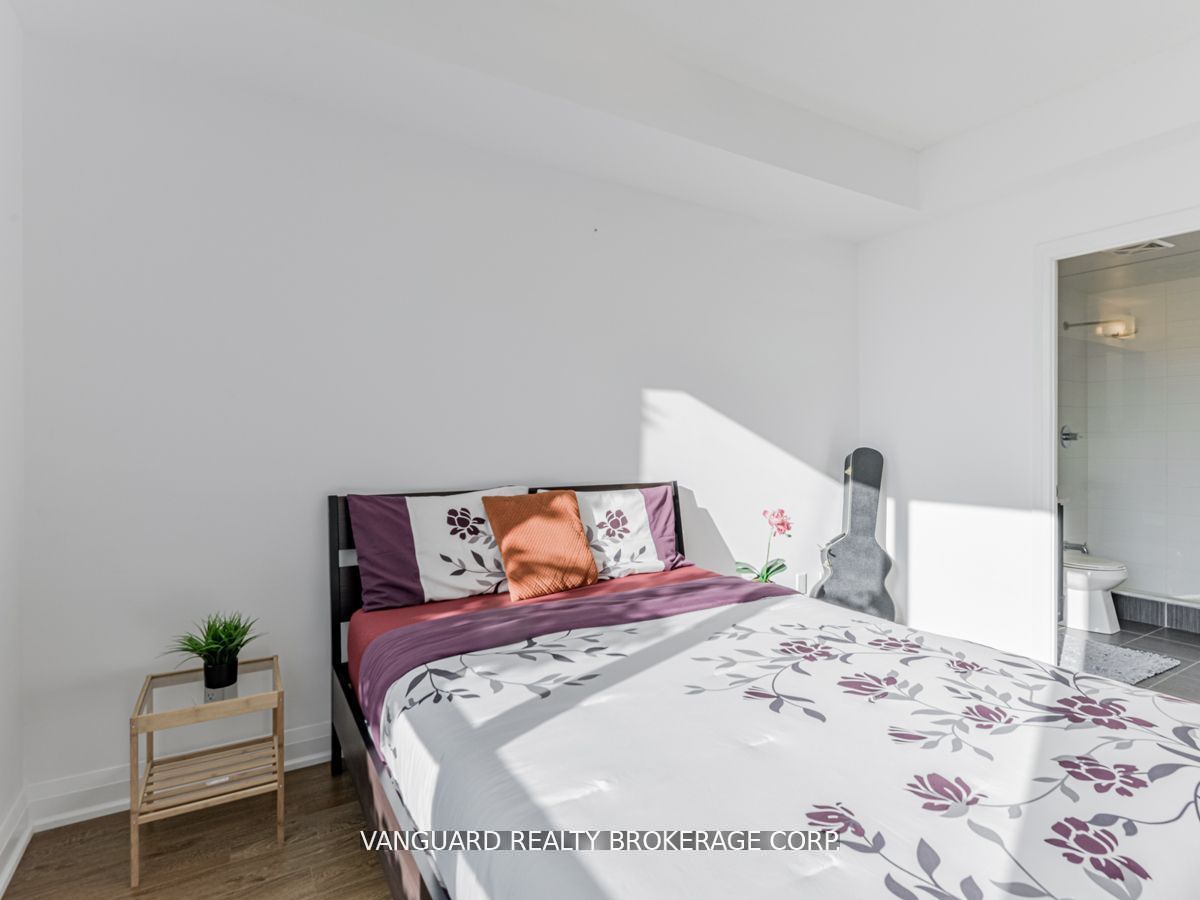 75 North Park Road, #208