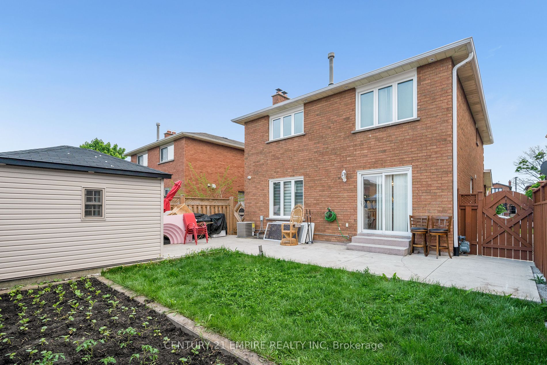 34 Lamp Crescent