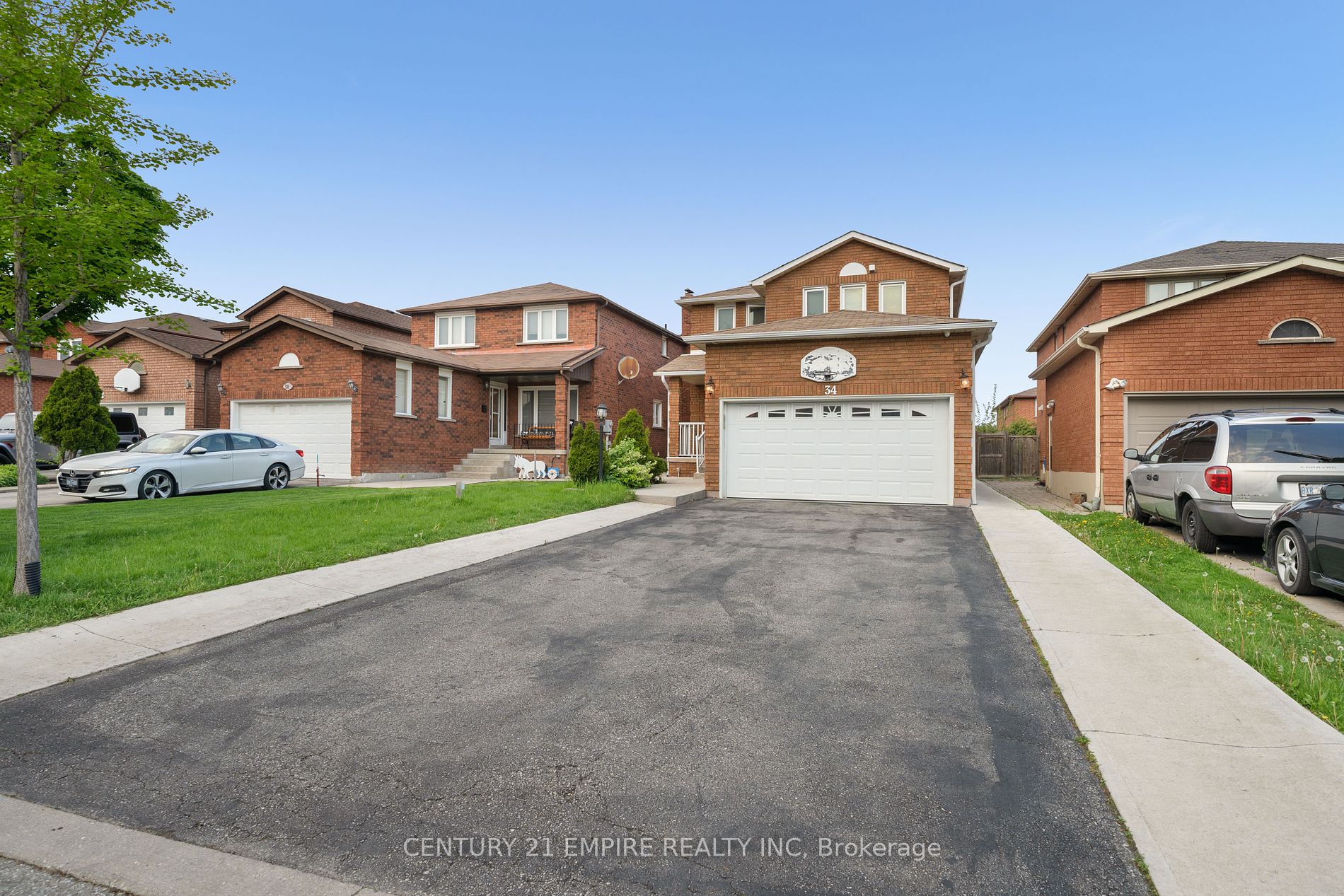 34 Lamp Crescent