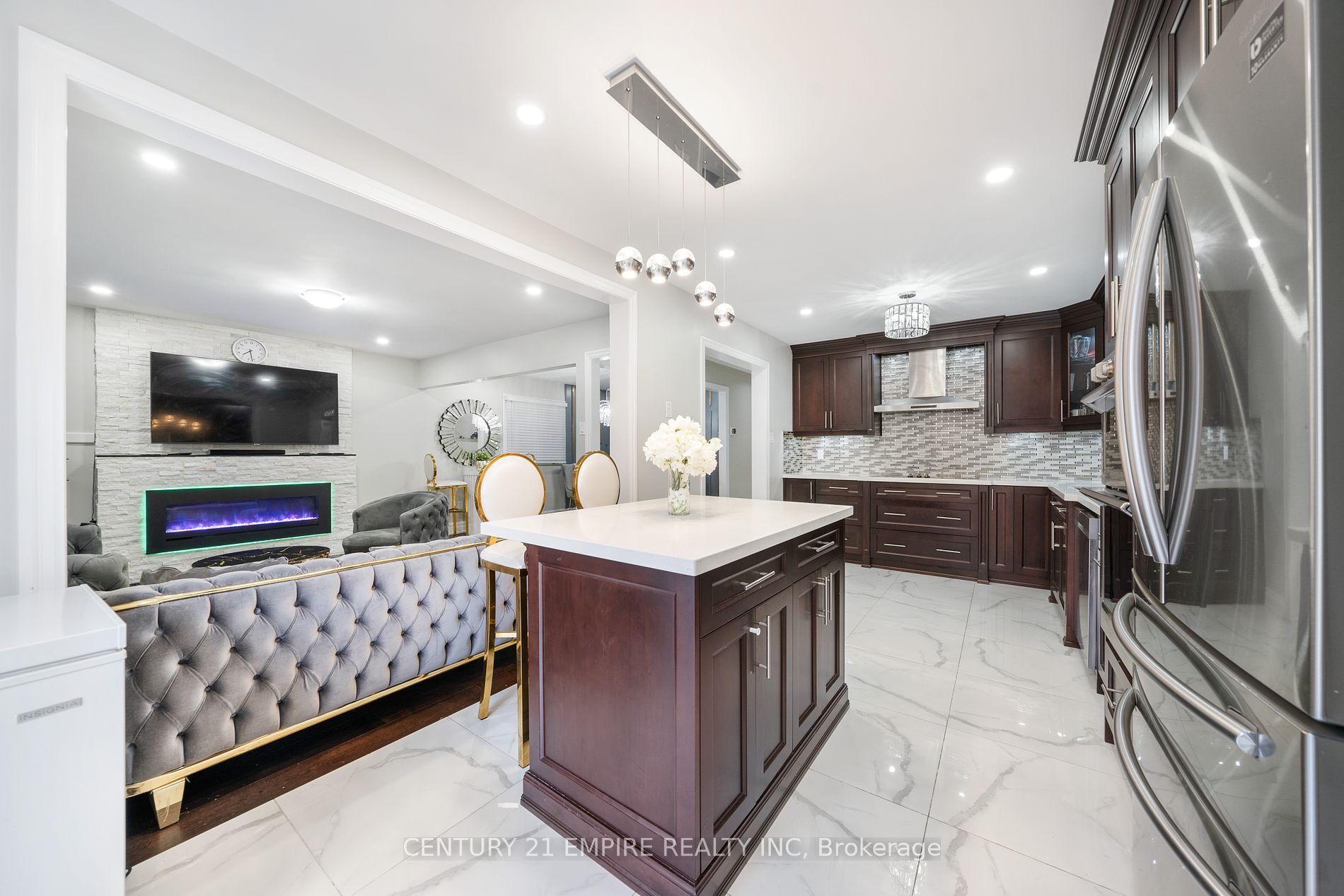 34 Lamp Crescent