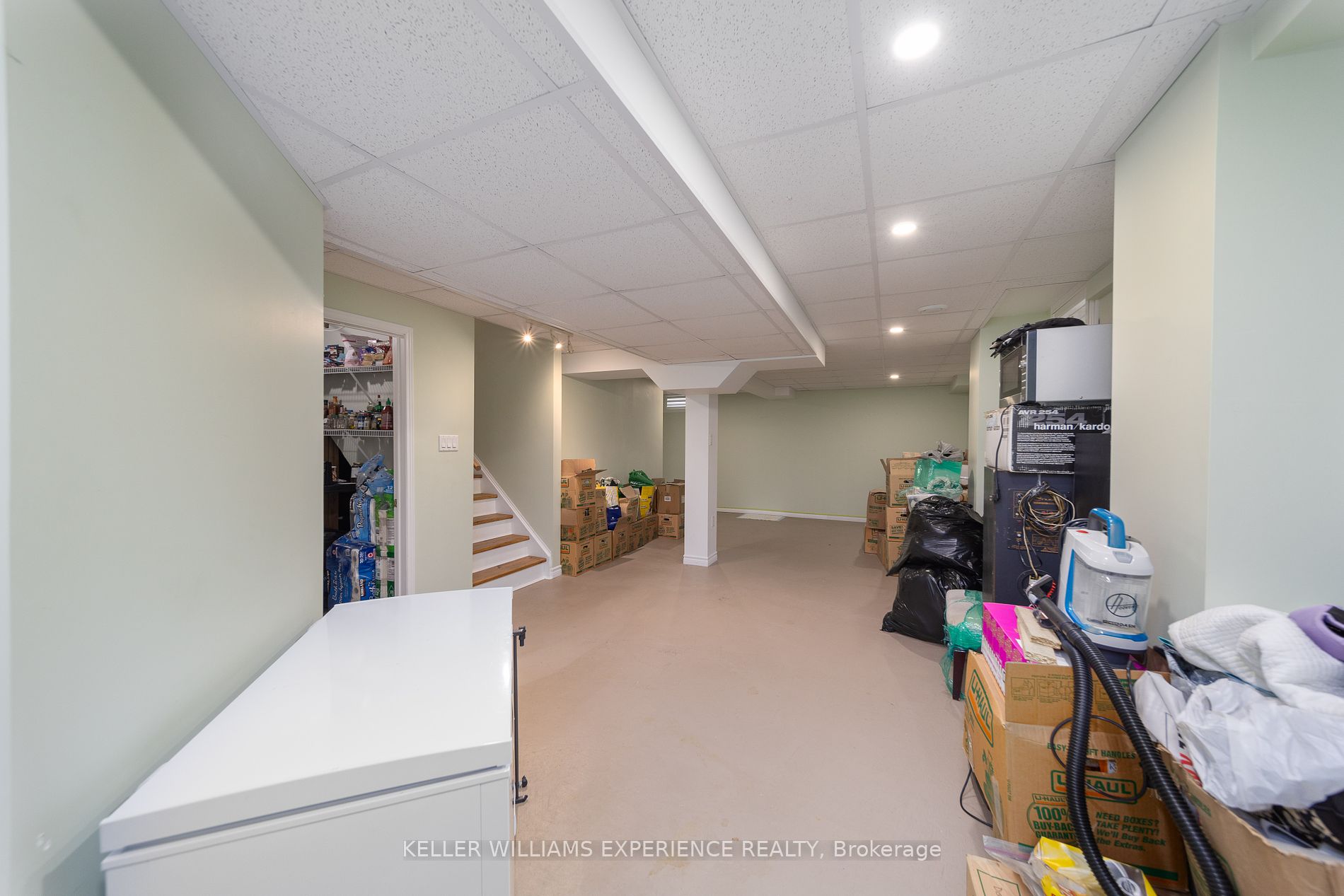 21 Truax Cres
