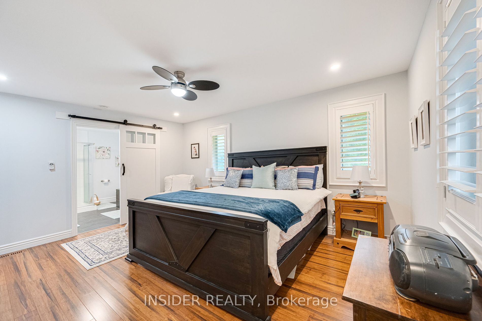 17 Smith Dr