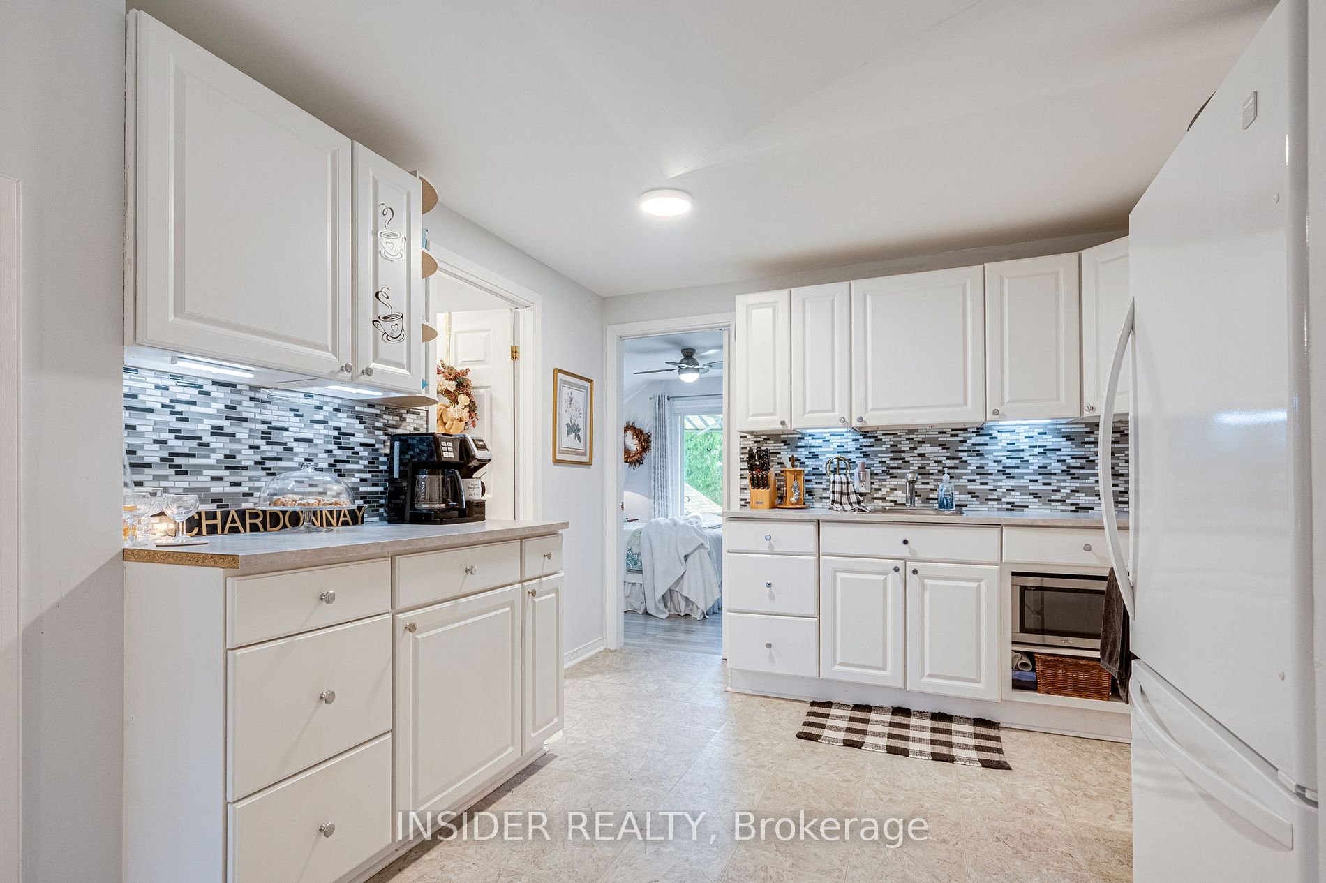17 Smith Dr