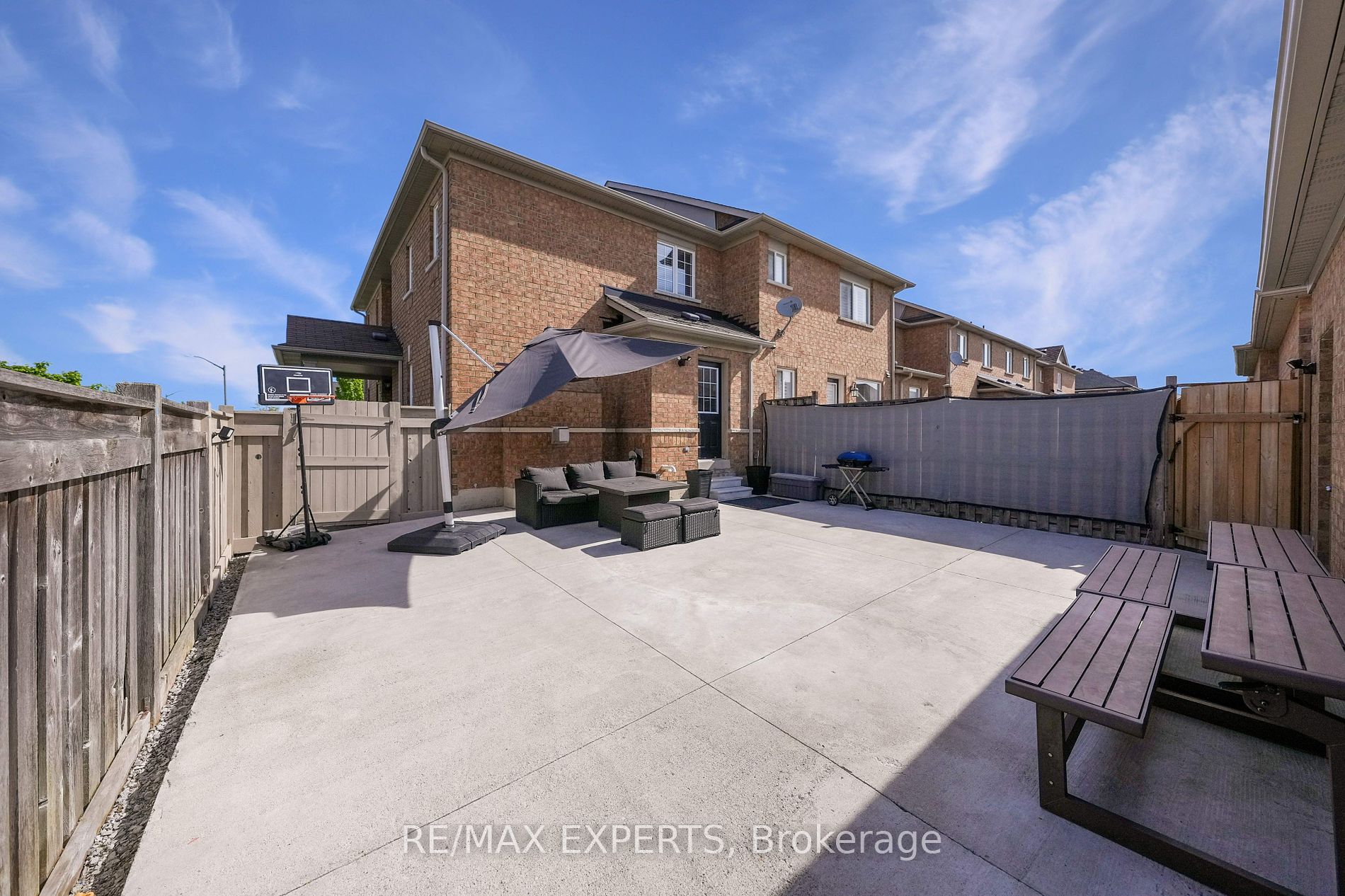 331 Davos Road