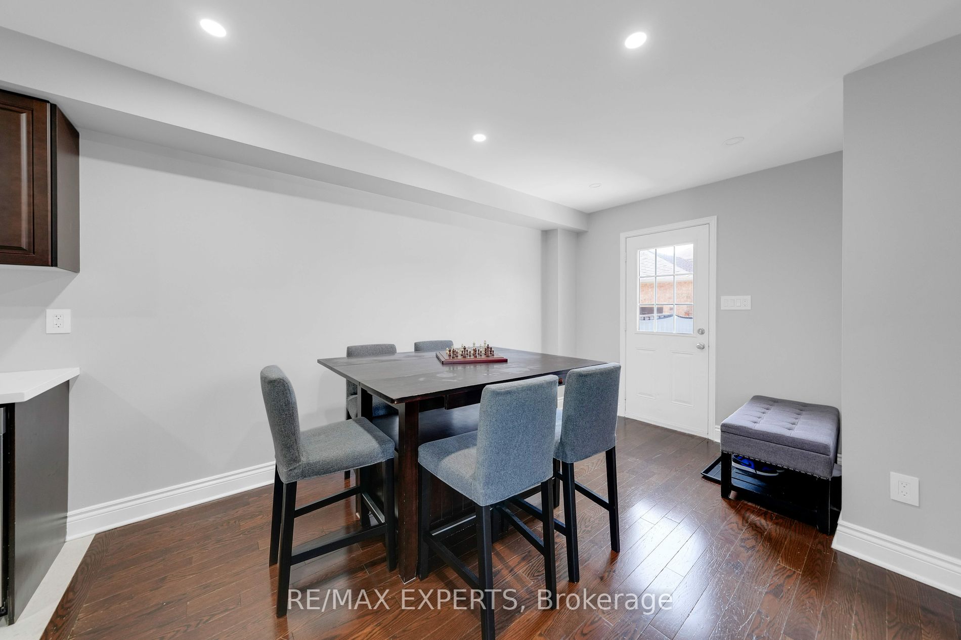 331 Davos Road