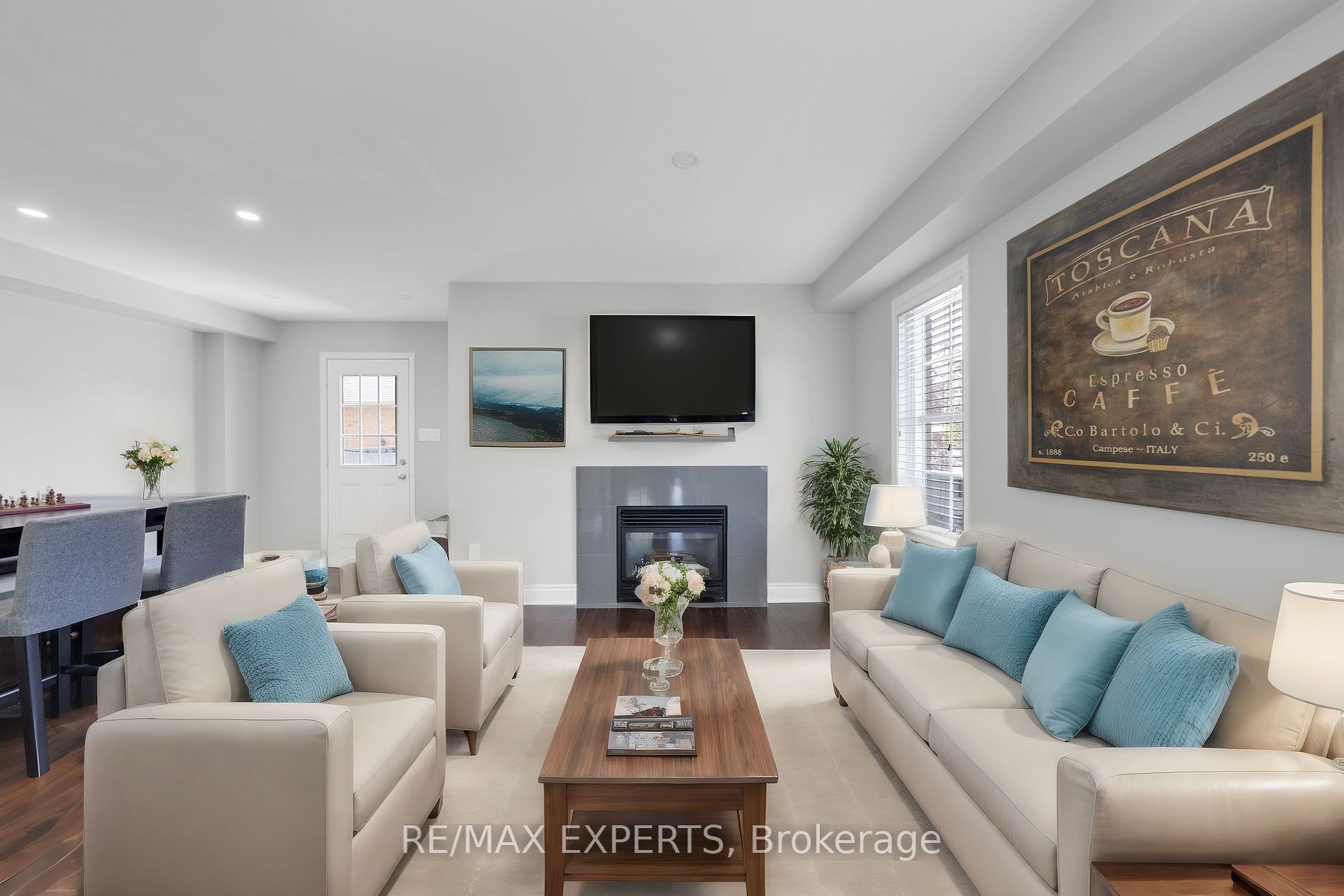 331 Davos Road
