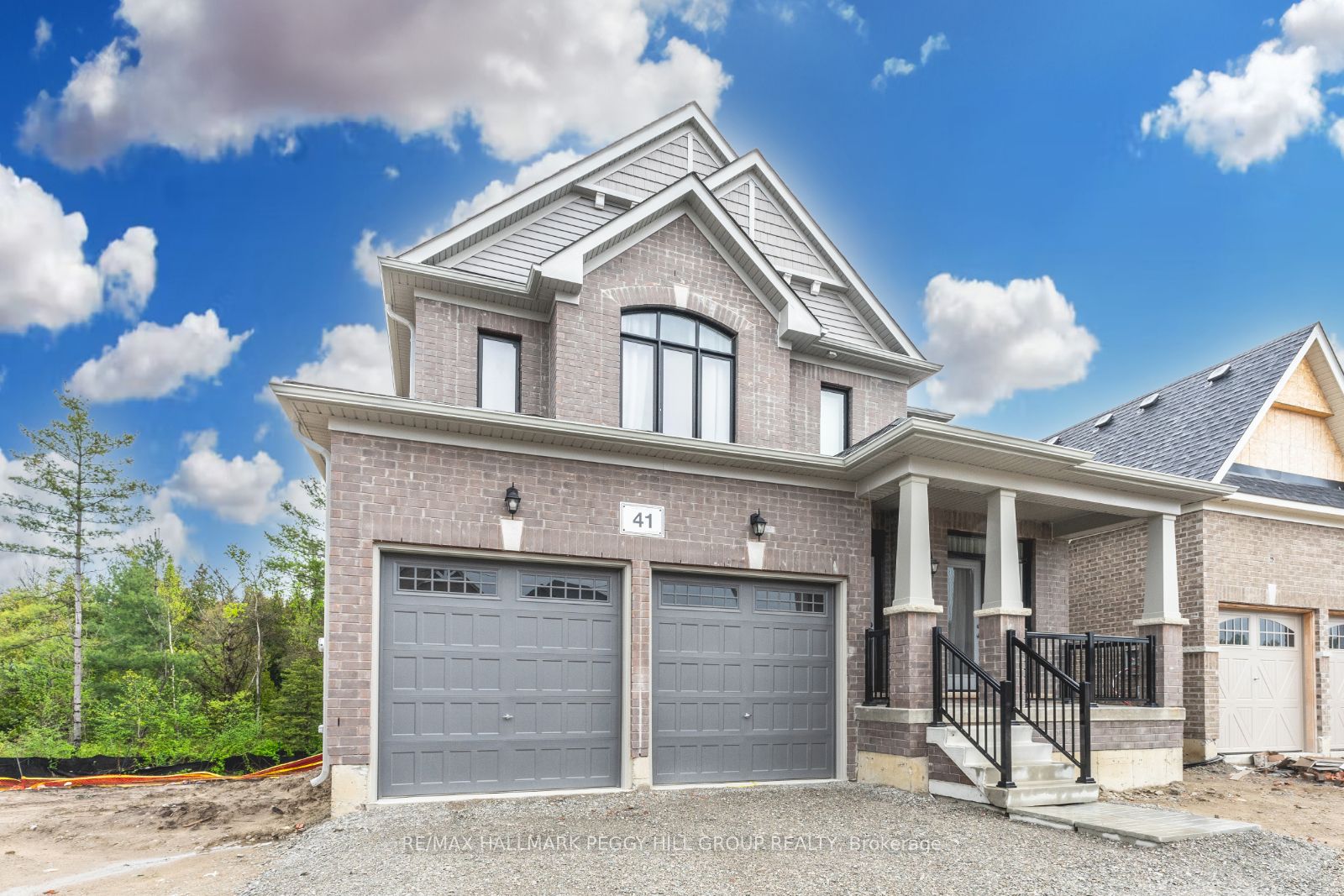 41 Wakefield Blvd