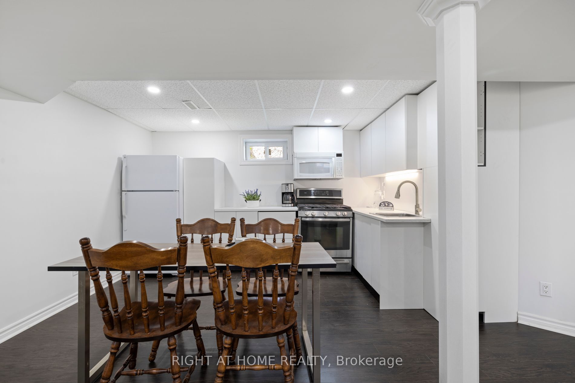 53 Salt Creek Ave