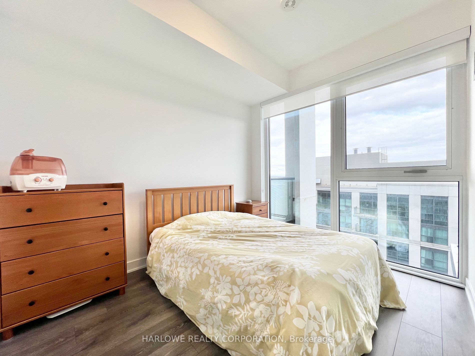 105 Oneida Crescent #1207