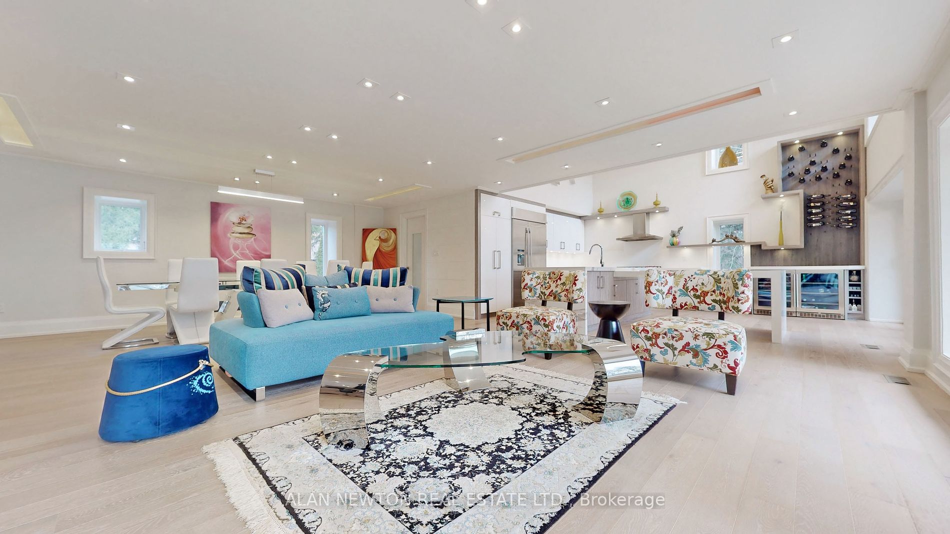 7 Albion Close