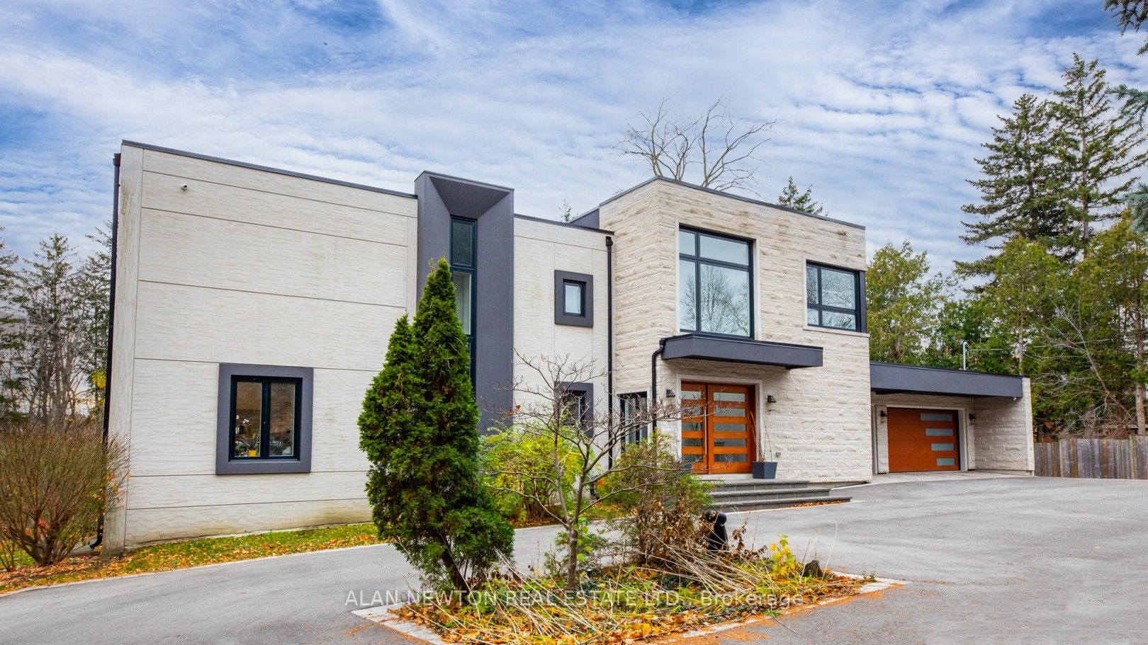 7 Albion Close