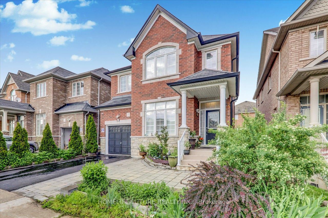 7 Wozniak Crescent