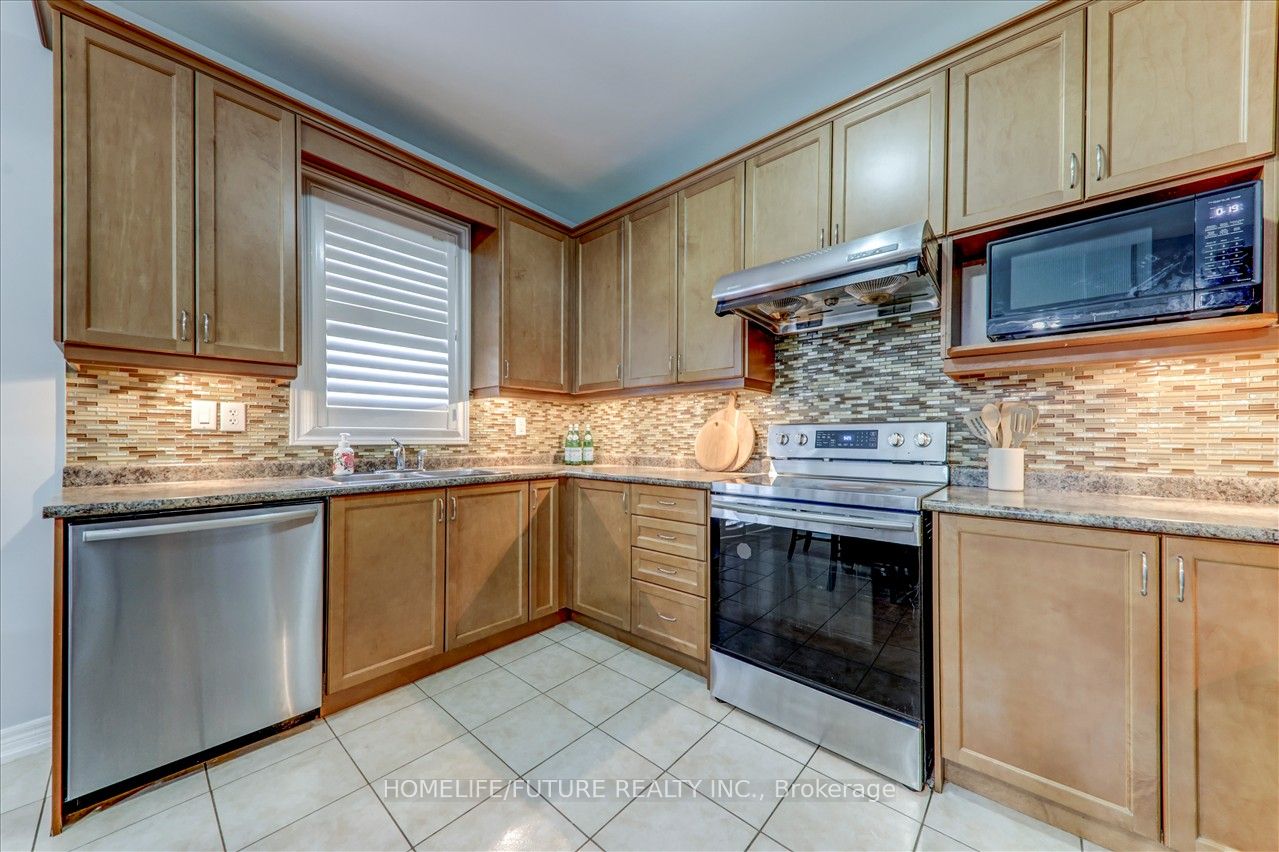 7 Wozniak Crescent