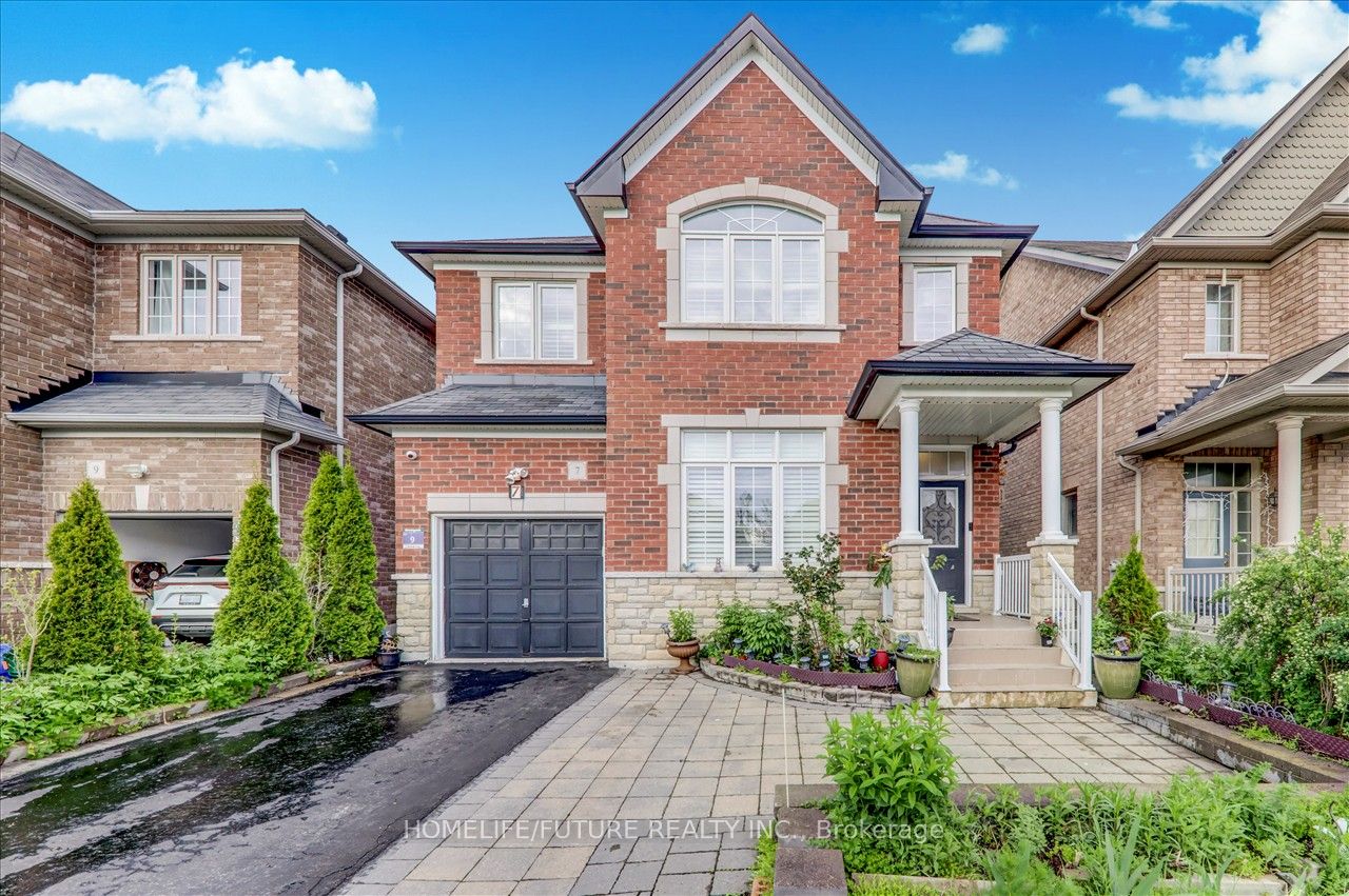7 Wozniak Crescent