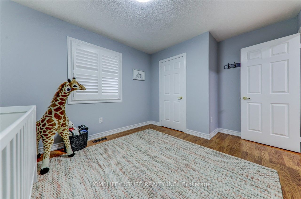 7 Wozniak Crescent