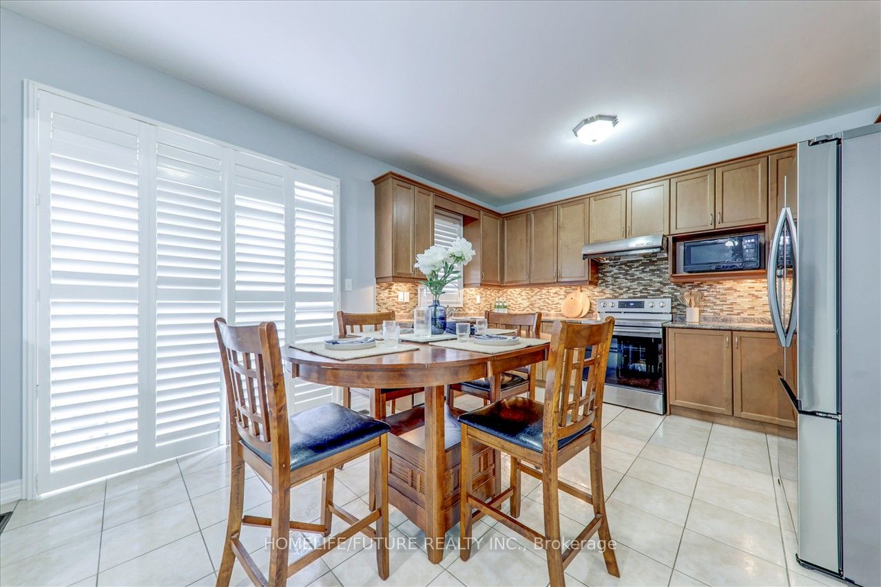 7 Wozniak Crescent